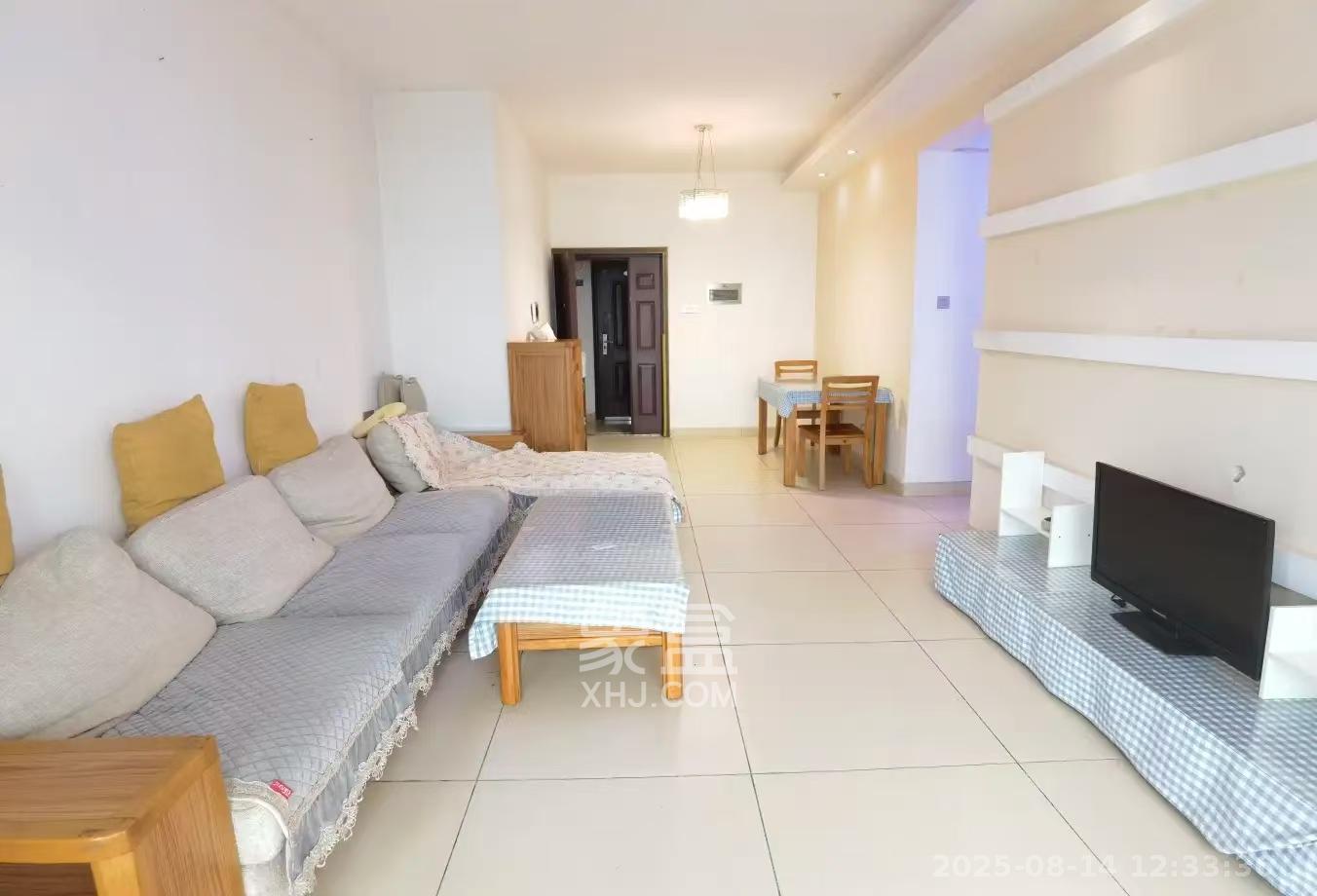 金领家族  2室2厅1卫    1900.0元/月 金领家族  2室2厅1卫    1900.0元/月