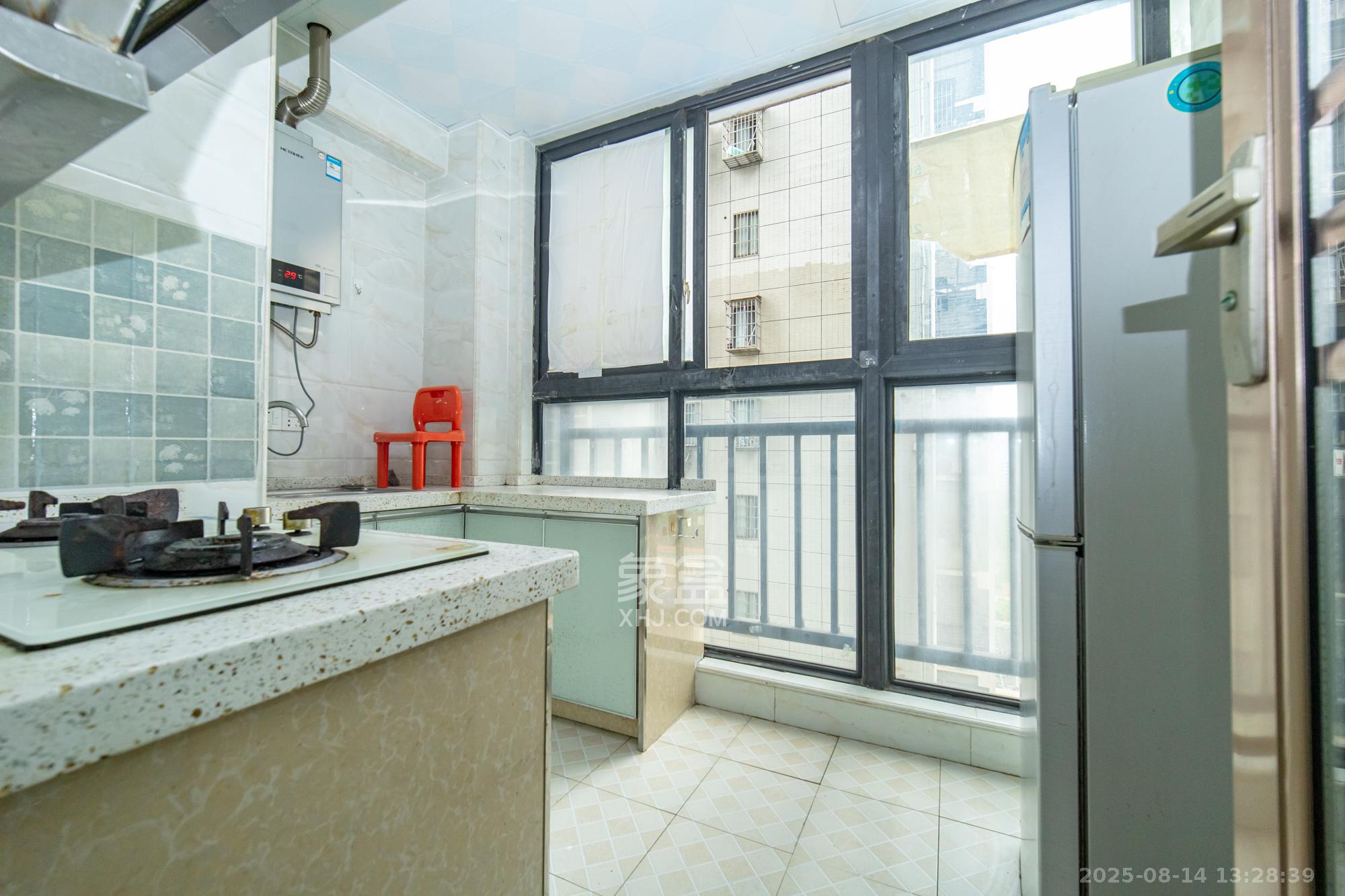 尚都花园城  1室1厅1卫    26.3万厨房