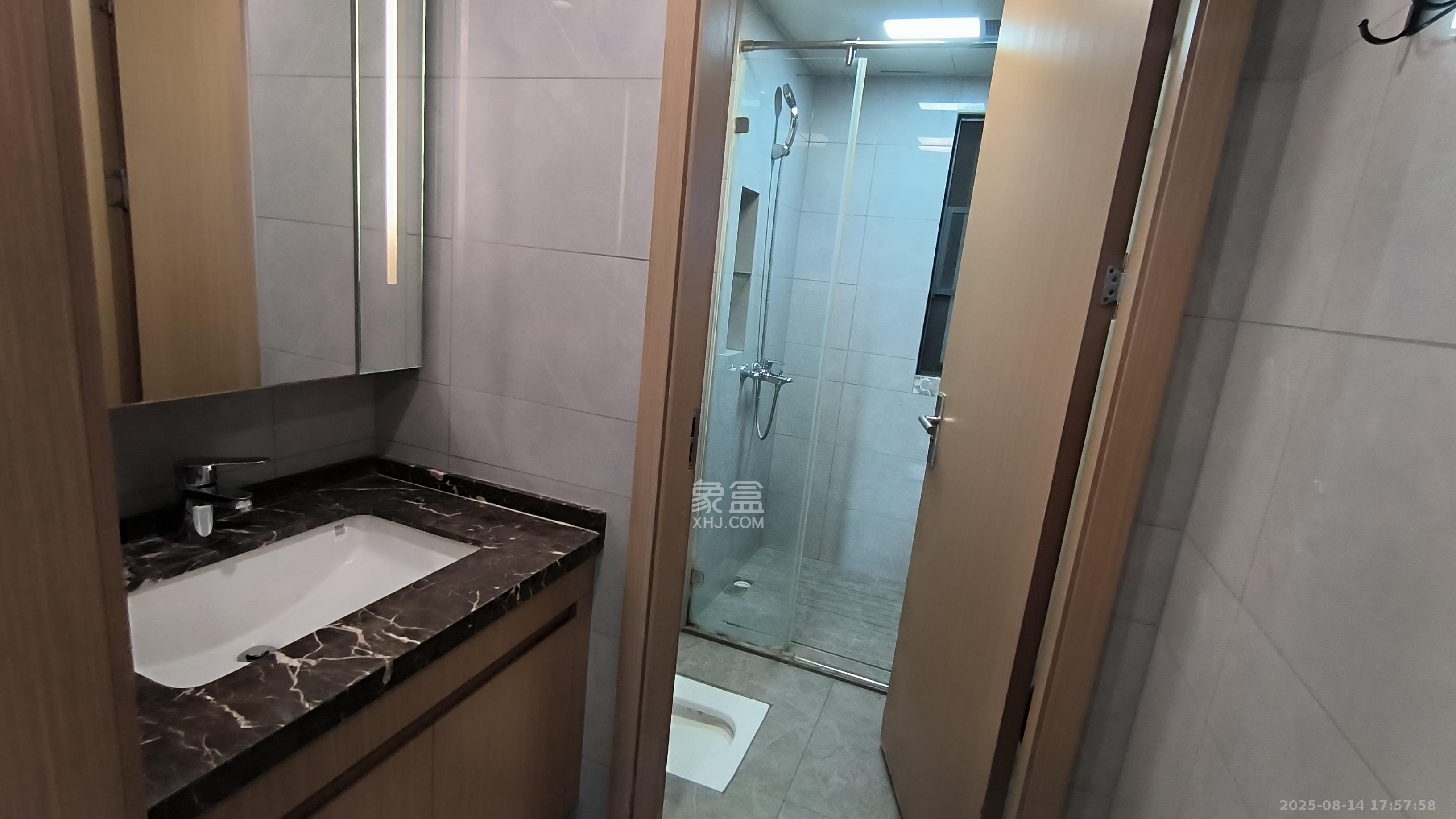 中国铁建湘语梅溪  3室2厅2卫   3200.00元/月室内图