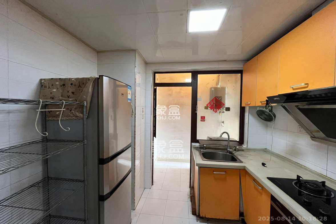 金房奥斯卡 2室2厅1卫 1600.0元/月 金房奥斯卡 2室2厅1卫 1600.0元/月室内图