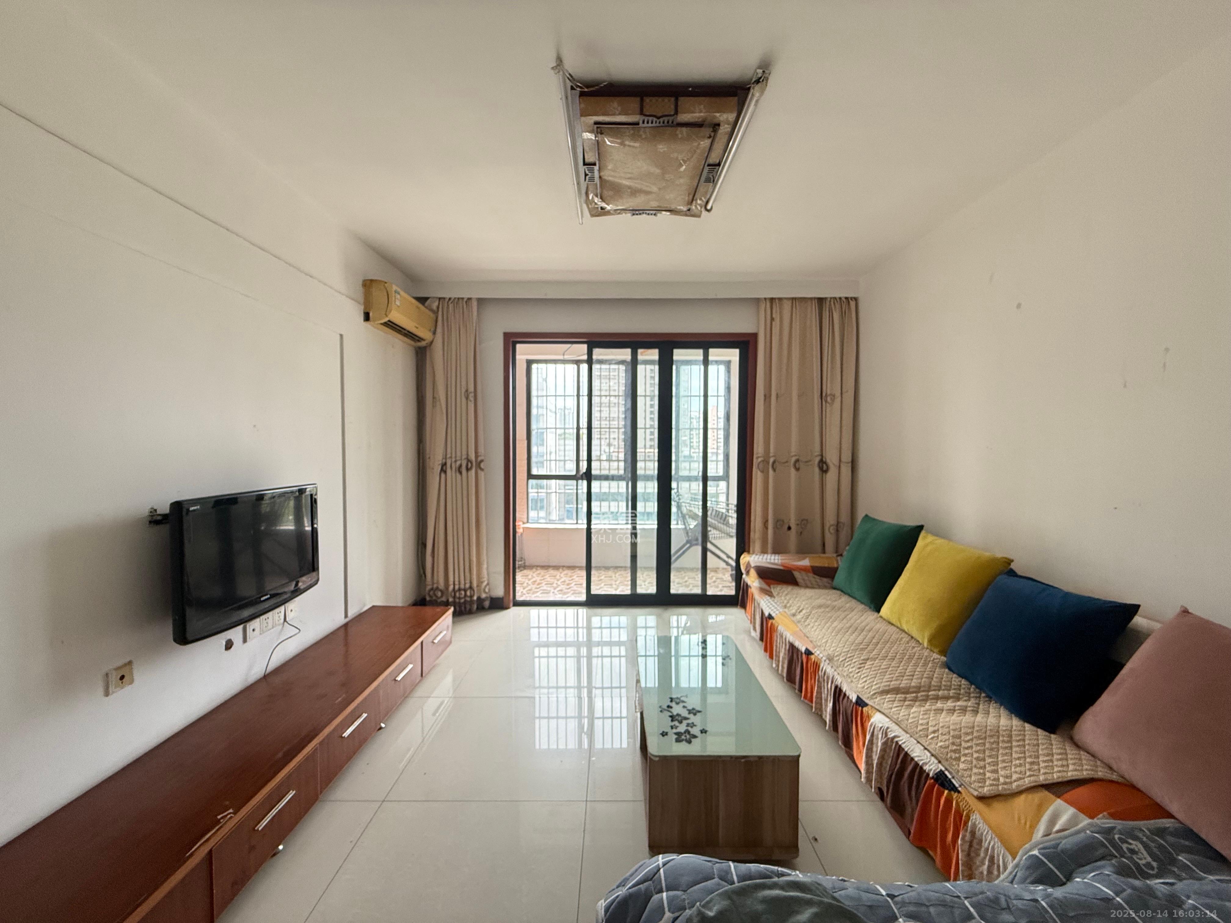 尚城 2室2厅1卫 1700.0元/月 尚城 2室2厅1卫 1700.0元/月室内图