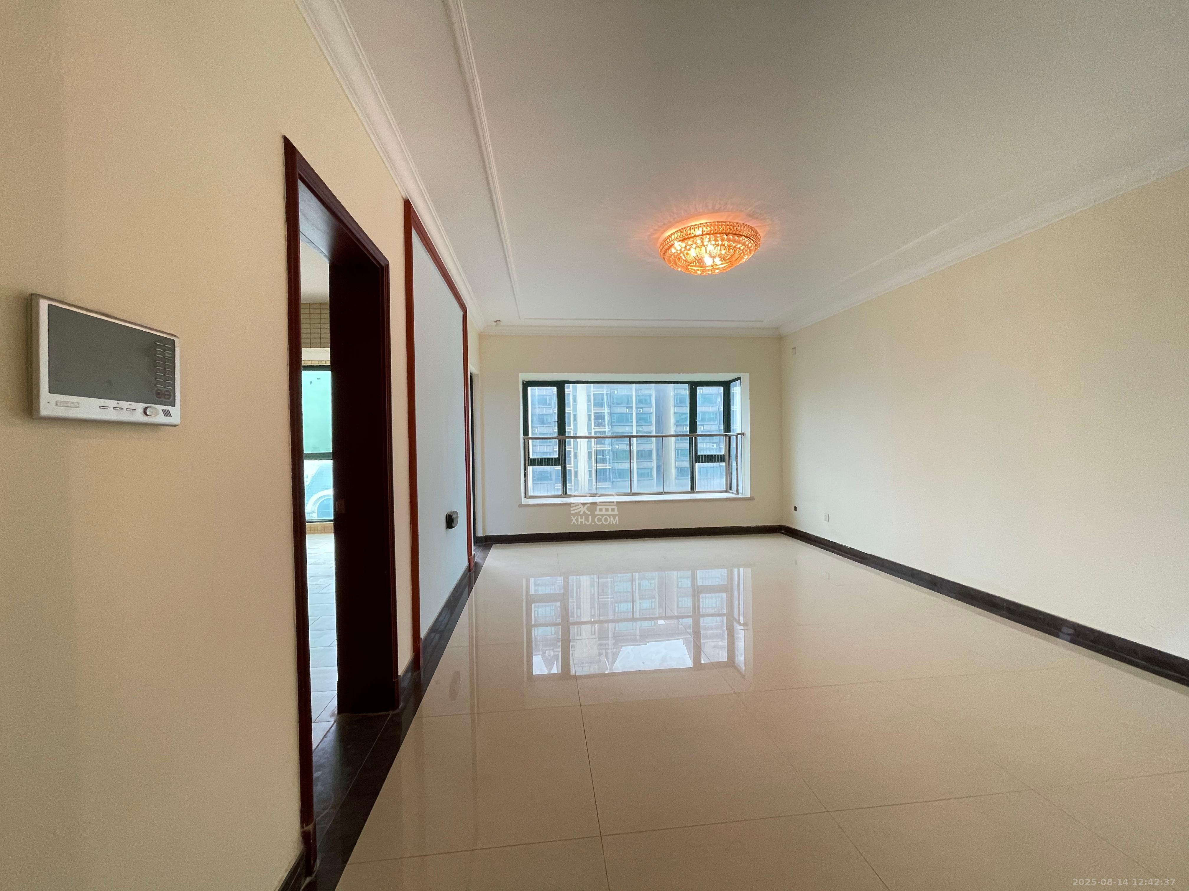 恒大名都 4室2厅1卫 2200.0元/月 恒大名都 4室2厅1卫 2200.0元/月室内图