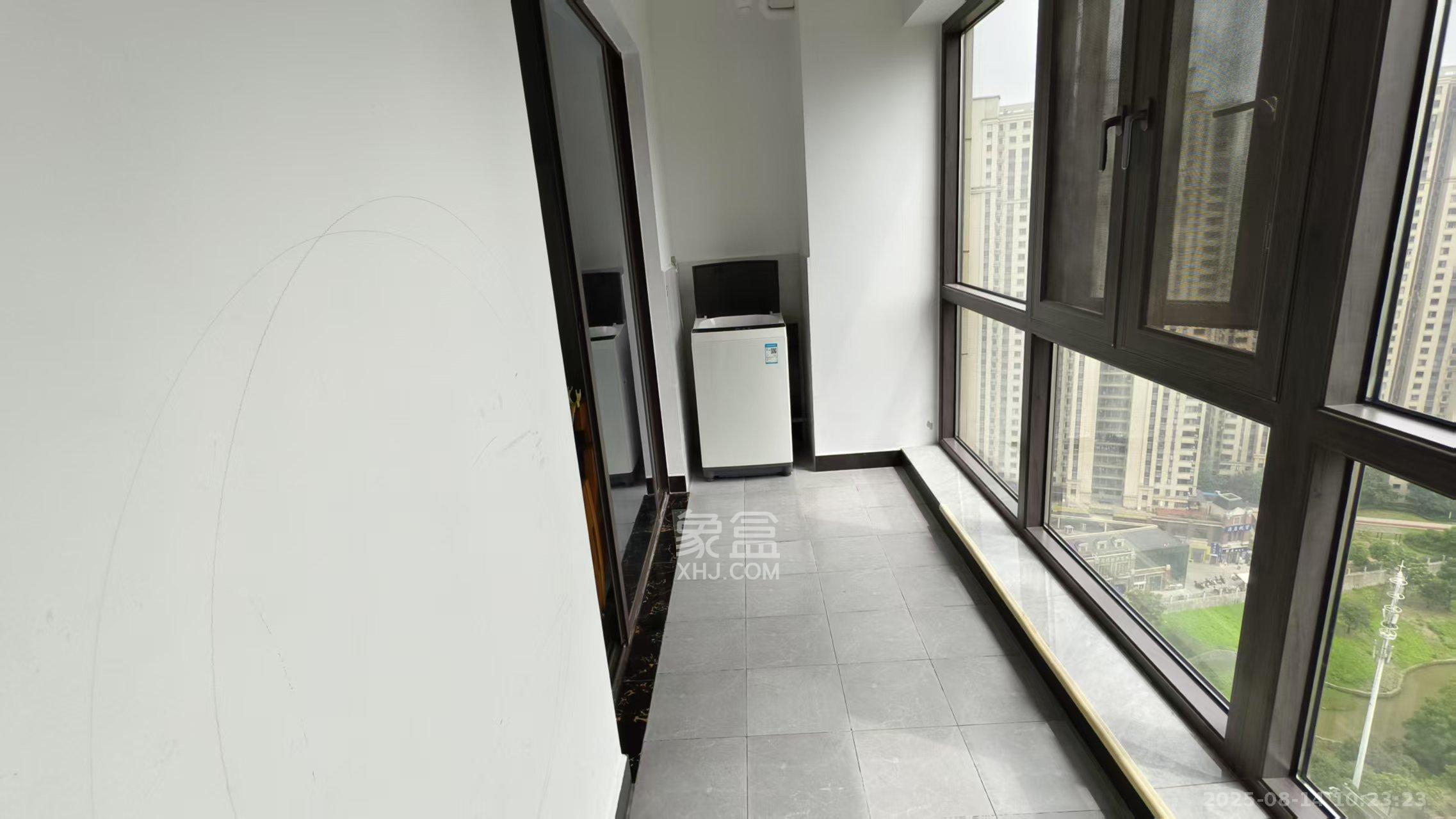 卓越浅水湾  3室2厅2卫    3000.0元/月 卓越浅水湾  3室2厅2卫    3000.0元/月室内图