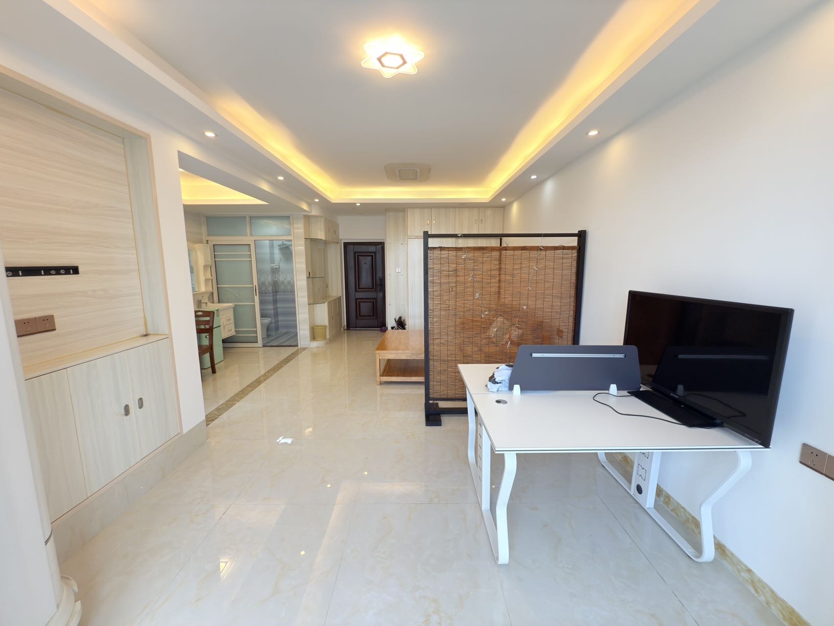 盛达景都东区(是错的录此无效)(请核实一期二期找楼盘字典修改) 1室1厅1卫 1800.0元/月 盛达景都东区(是错的录此无效)(请核实一期二期找楼盘字典修改) 1室1厅1卫 1800.0元/月室内图