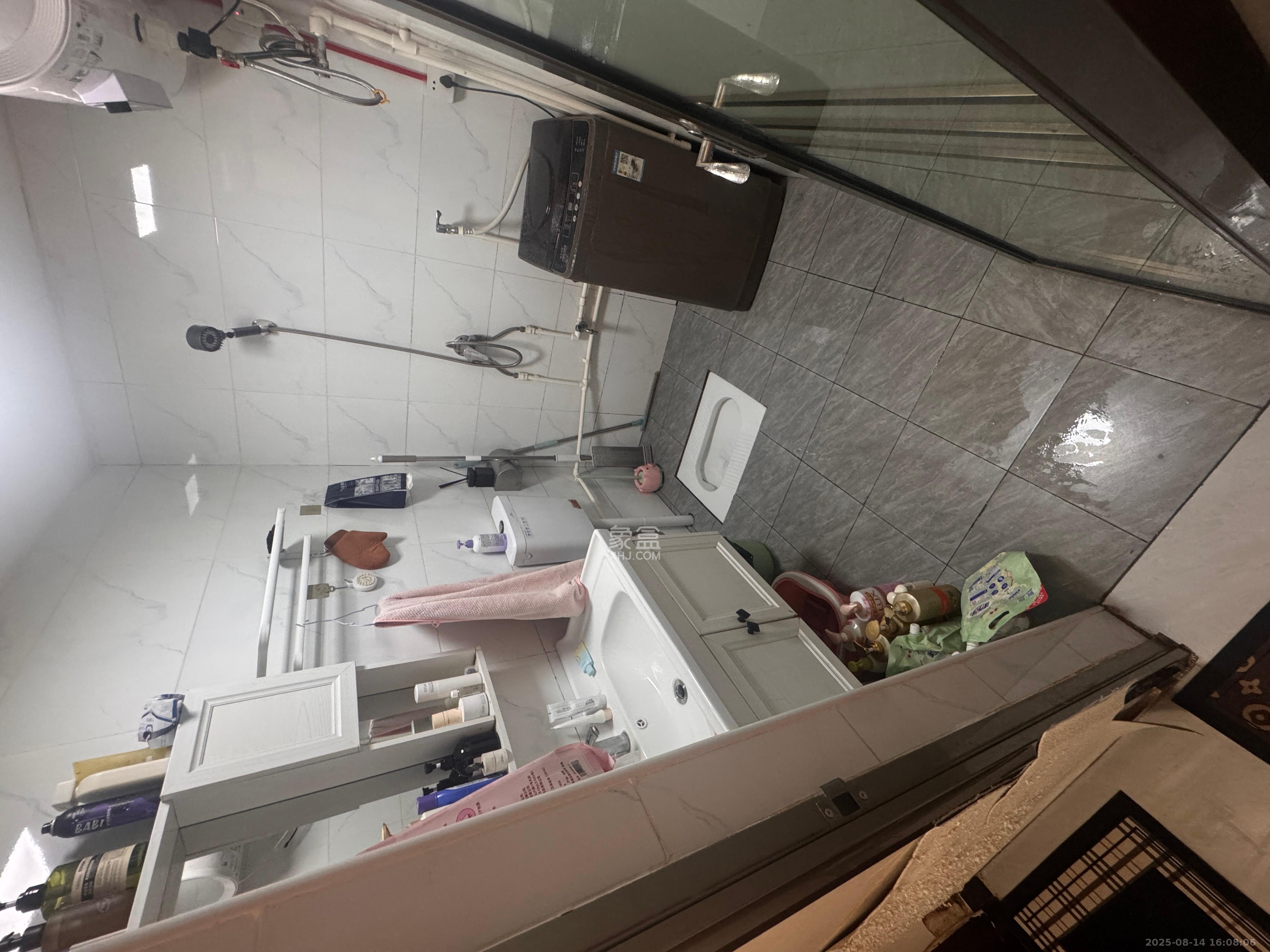 江南华府  1室1厅1卫    1500.0元/月室内图