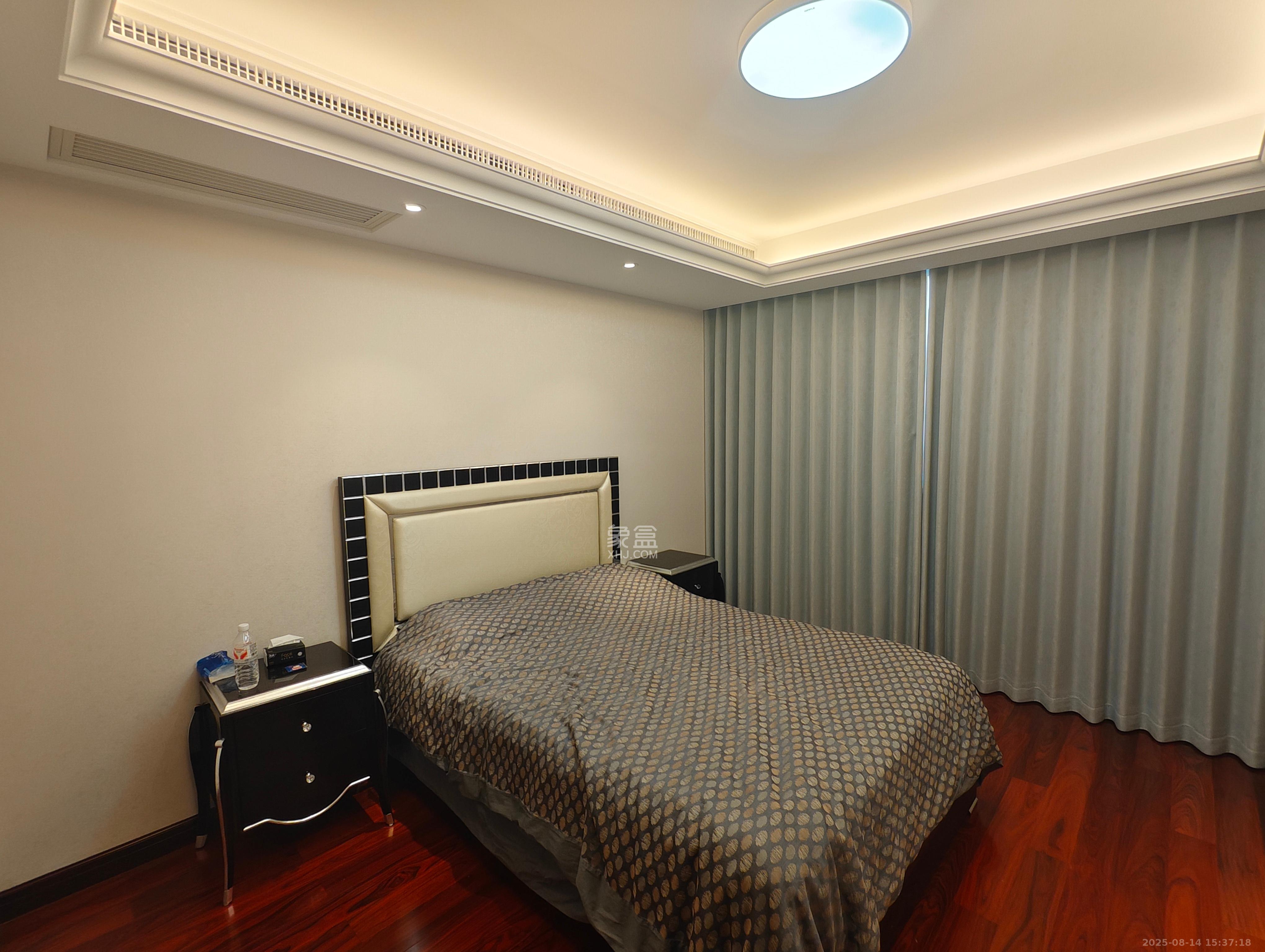 运达中央广场一、二期 3室2厅3卫 10000.0元/月 运达中央广场一、二期 3室2厅3卫 10000.0元/月室内图