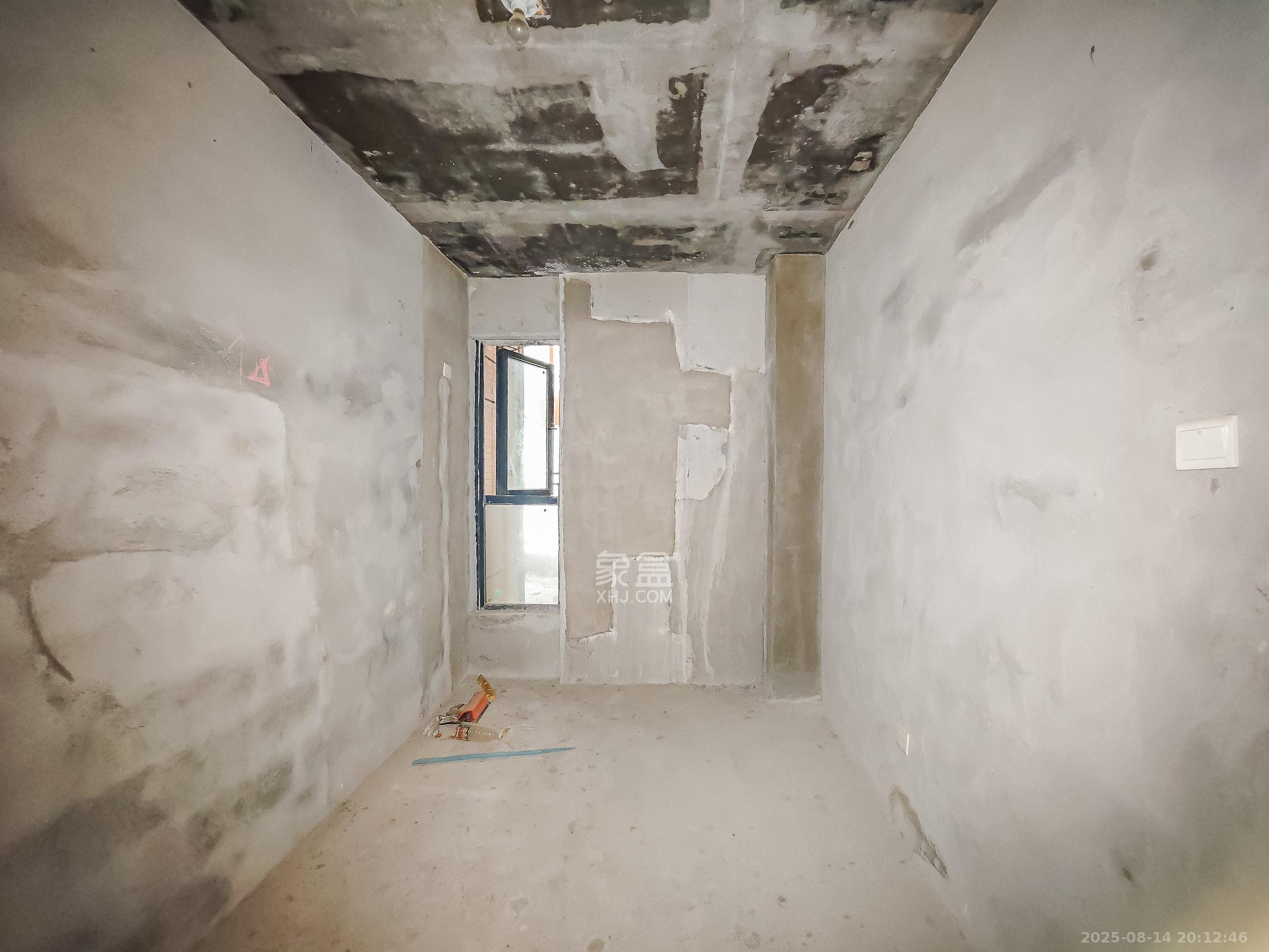 邦盛水岸御园 4室2厅2卫 65.8万 邦盛水岸御园 4室2厅2卫 65.8万卧室