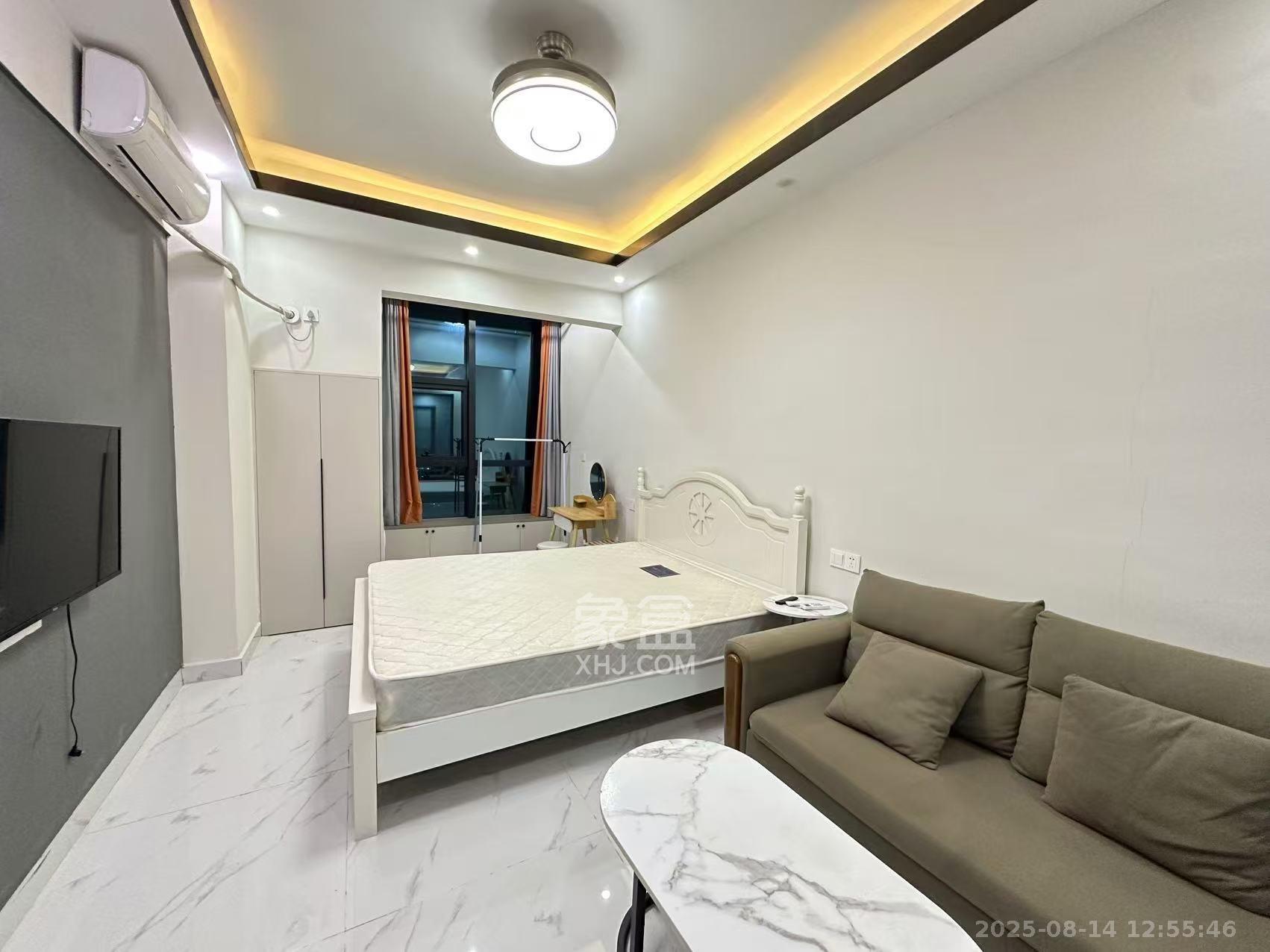 东盈商业广场(华泉城市广场)  1室1厅1卫    1600.0元/月 东盈商业广场(华泉城市广场)  1室1厅1卫    1600.0元/月室内图