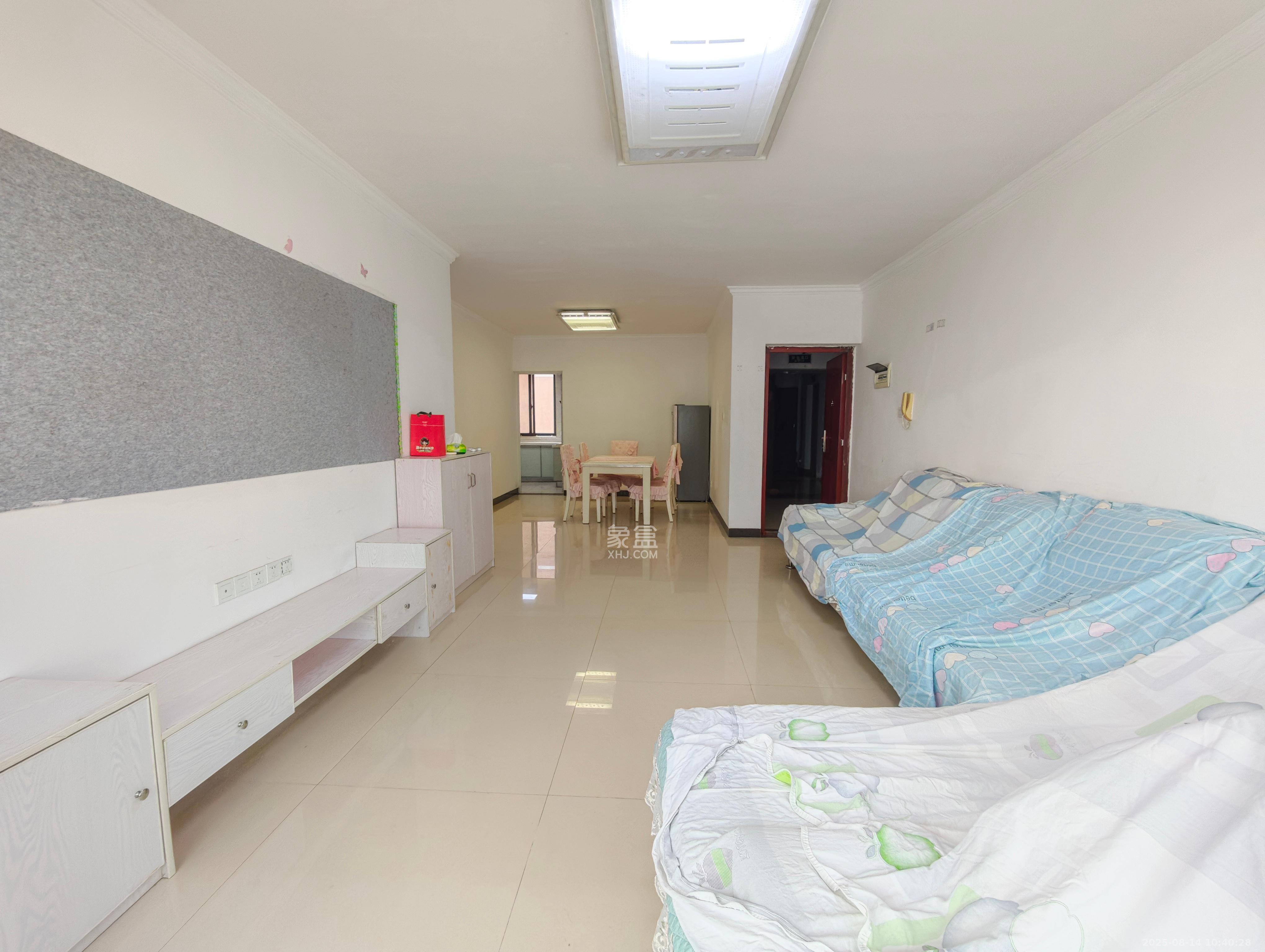 香雨一品  3室2厅2卫    2300.0元/月 香雨一品  3室2厅2卫    2300.0元/月室内图