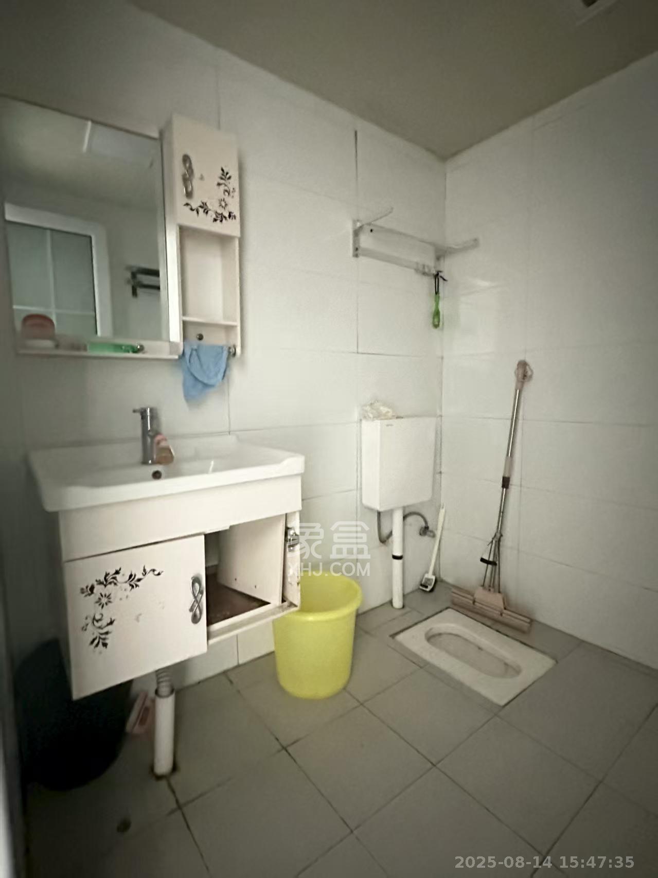 山水湾 1室1厅1卫 1200.0元/月 山水湾 1室1厅1卫 1200.0元/月室内图