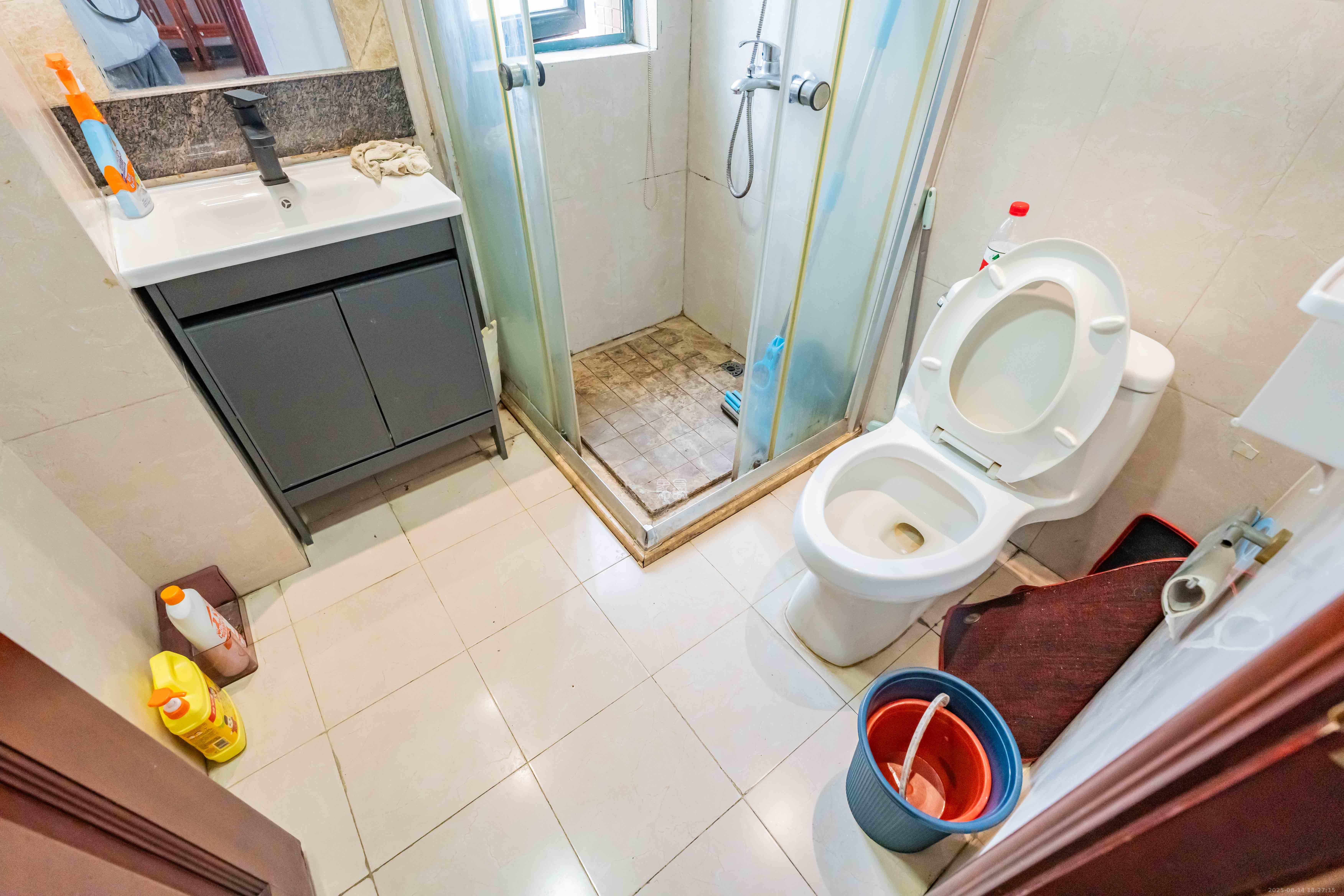 恒大雅苑 2室2厅1卫 2200.0元/月 恒大雅苑 2室2厅1卫 2200.0元/月室内图