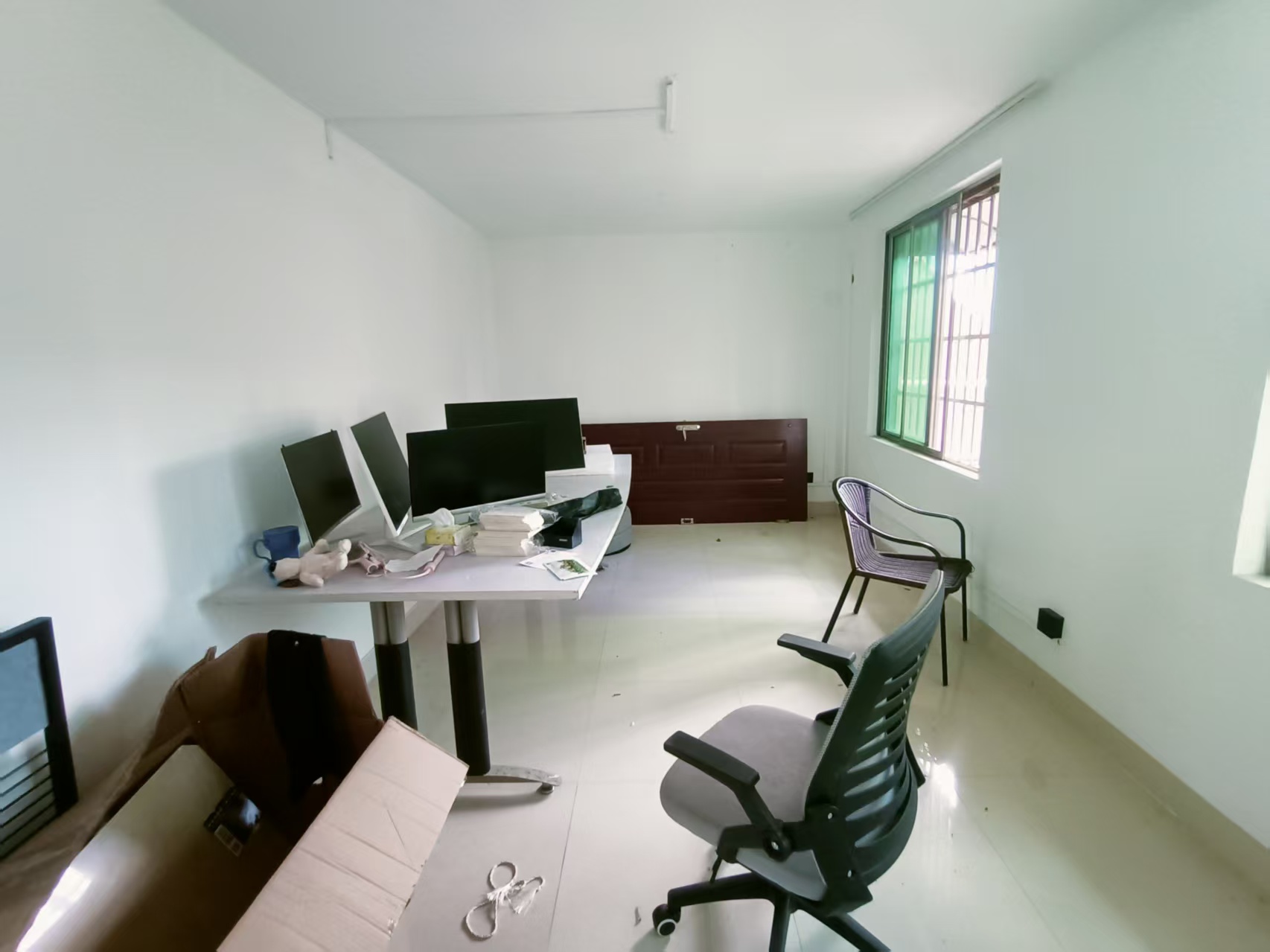 华汇别墅小区 7室2厅2卫 9000.0元/月 华汇别墅小区 7室2厅2卫 9000.0元/月室内图