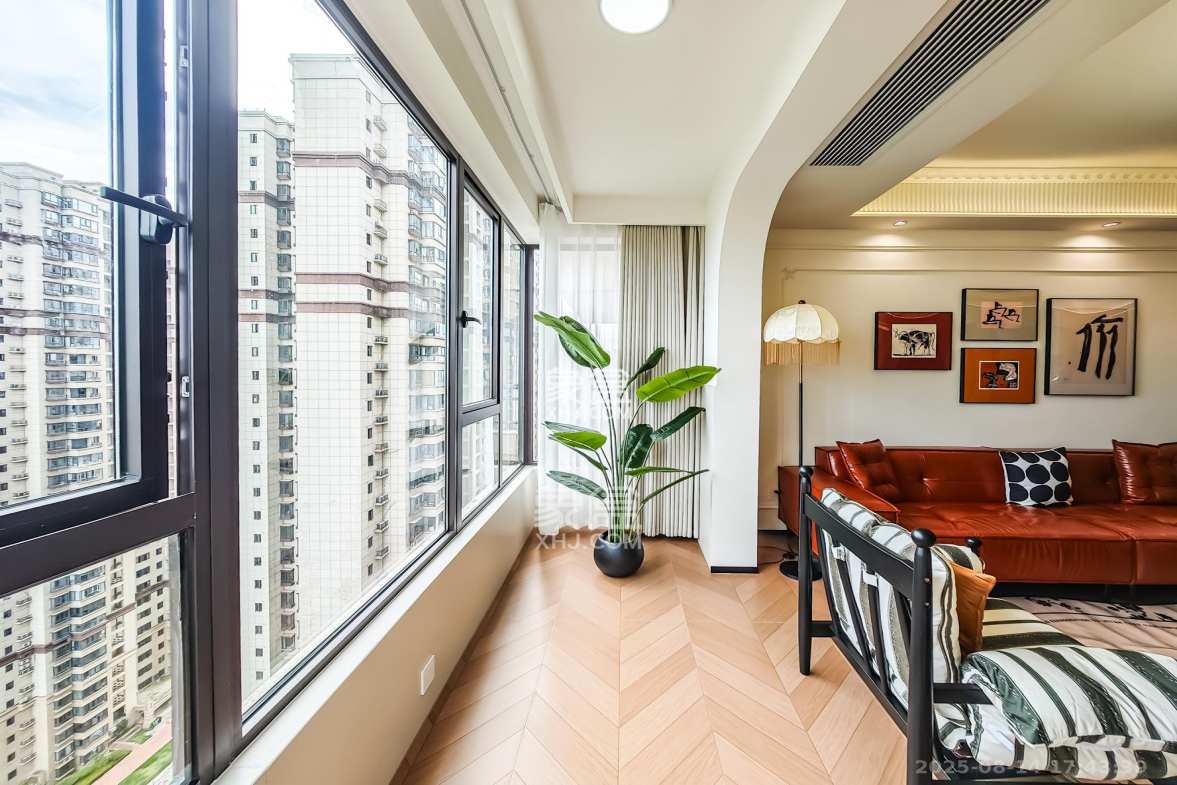 山语城三期 3室2厅1卫 75.8万 山语城三期 3室2厅1卫 75.8万阳台