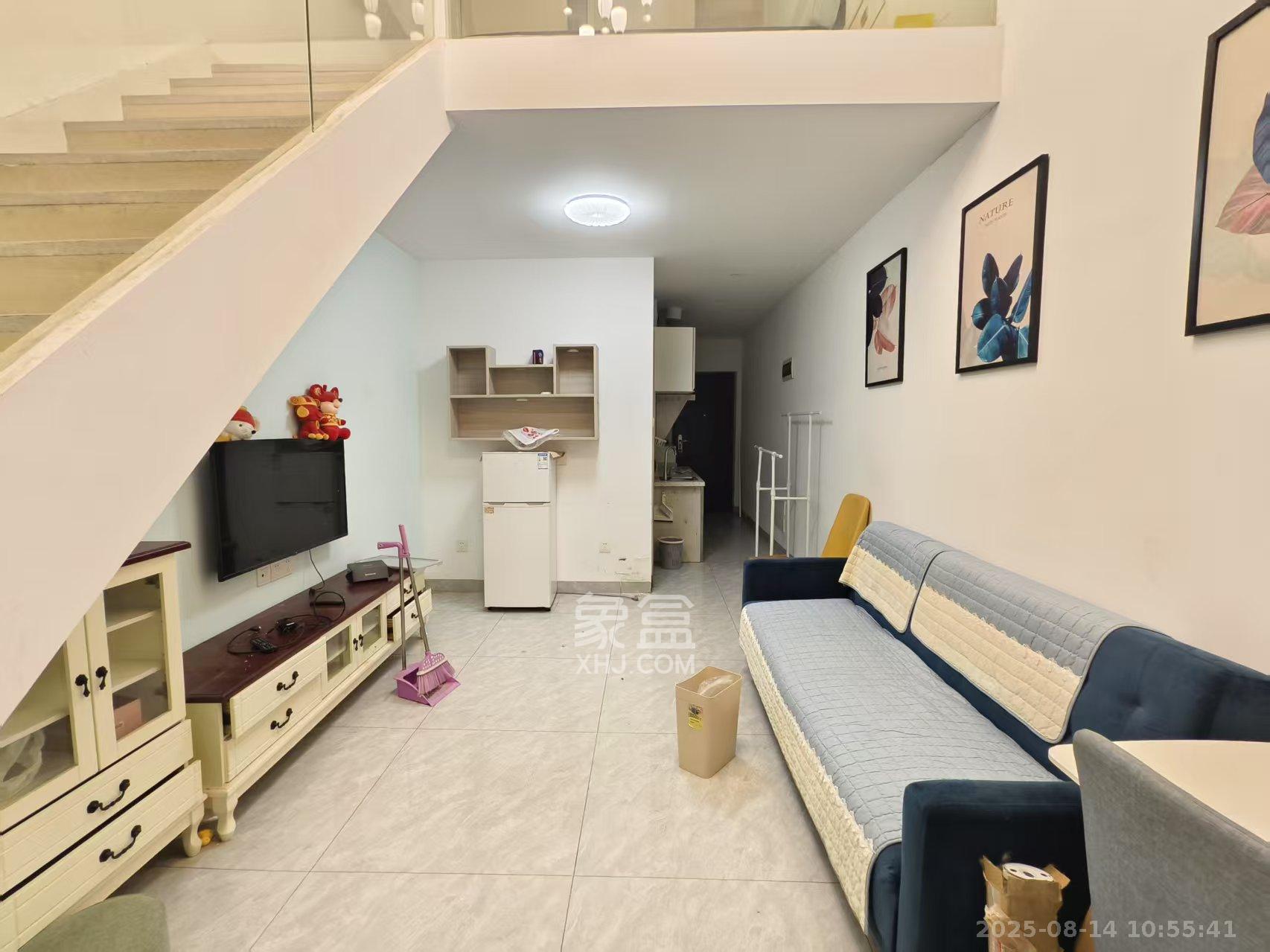 米兰春天  1室1厅1卫    1400.0元/月 米兰春天  1室1厅1卫    1400.0元/月室内图