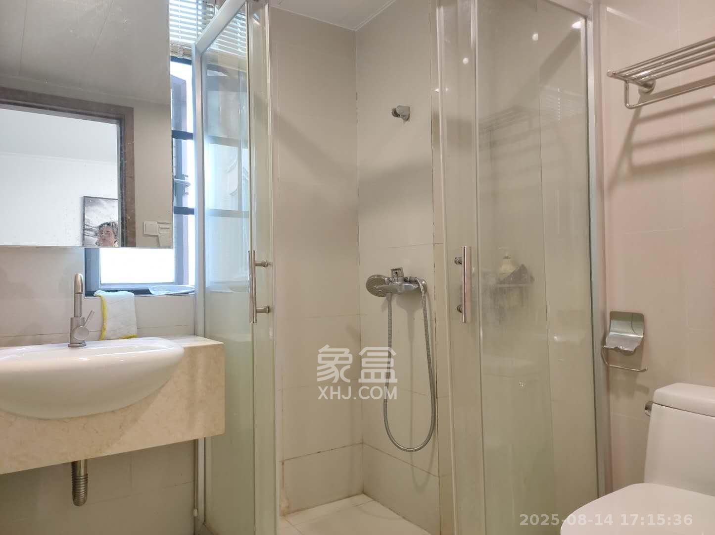 新城新世界一二三期 2室2厅1卫 3000.0元/月 新城新世界一二三期 2室2厅1卫 3000.0元/月室内图