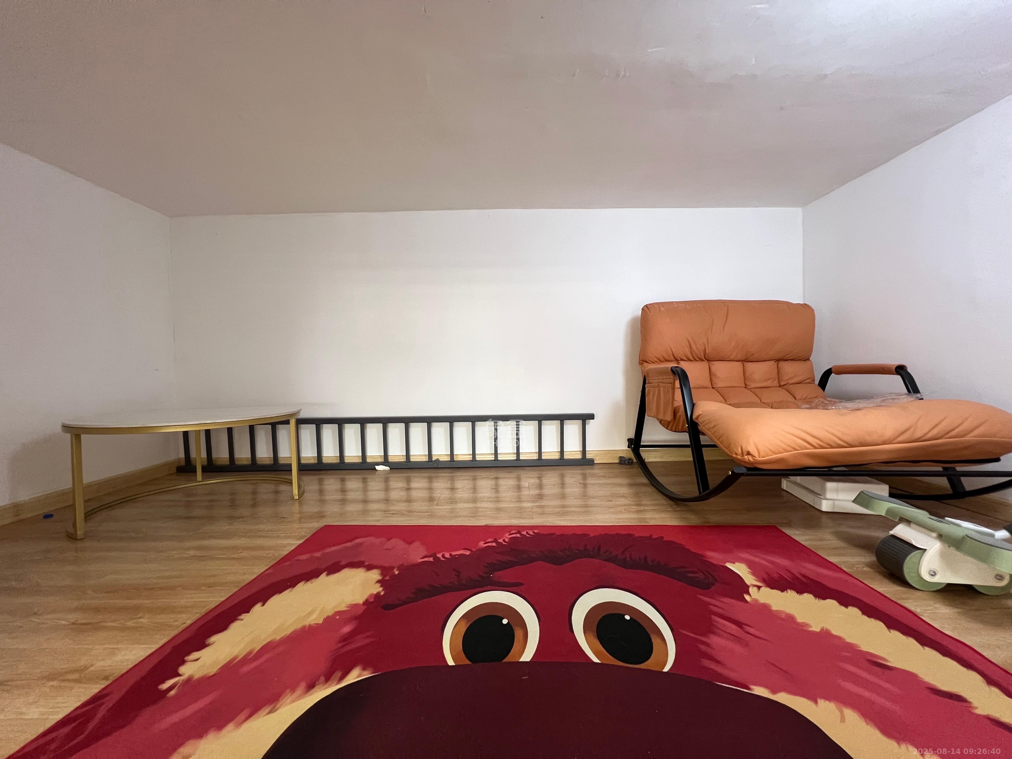 藏珑湖上公馆 1室1厅1卫 2500.0元/月 藏珑湖上公馆 1室1厅1卫 2500.0元/月室内图