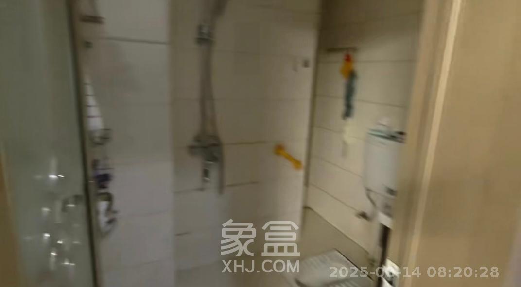 叠彩兰亭 3室2厅2卫 2200.0元/月 叠彩兰亭 3室2厅2卫 2200.0元/月室内图