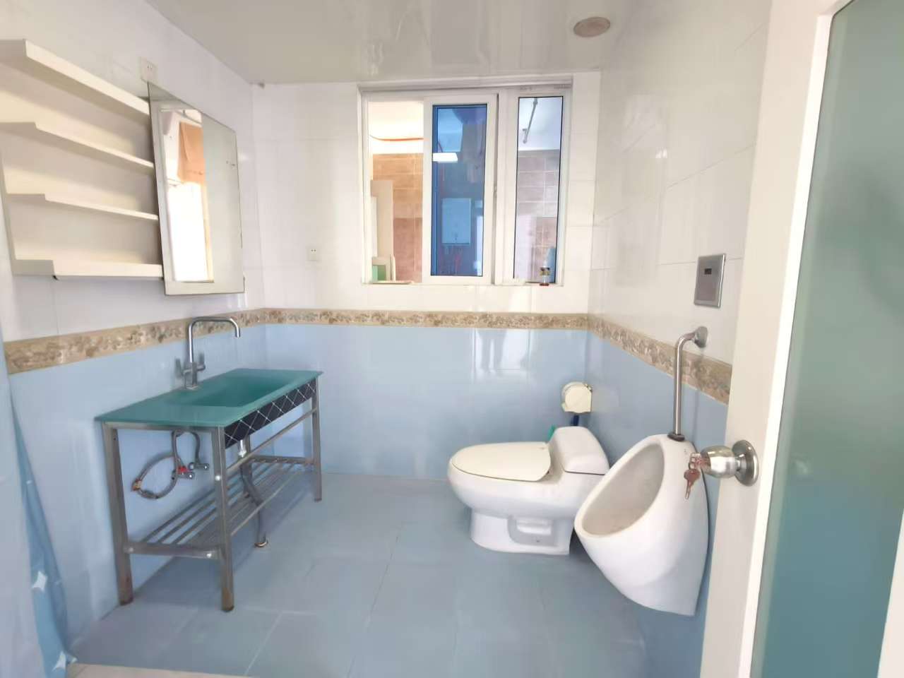 美银大厦 4室2厅2卫 5000.0元/月 美银大厦 4室2厅2卫 5000.0元/月室内图