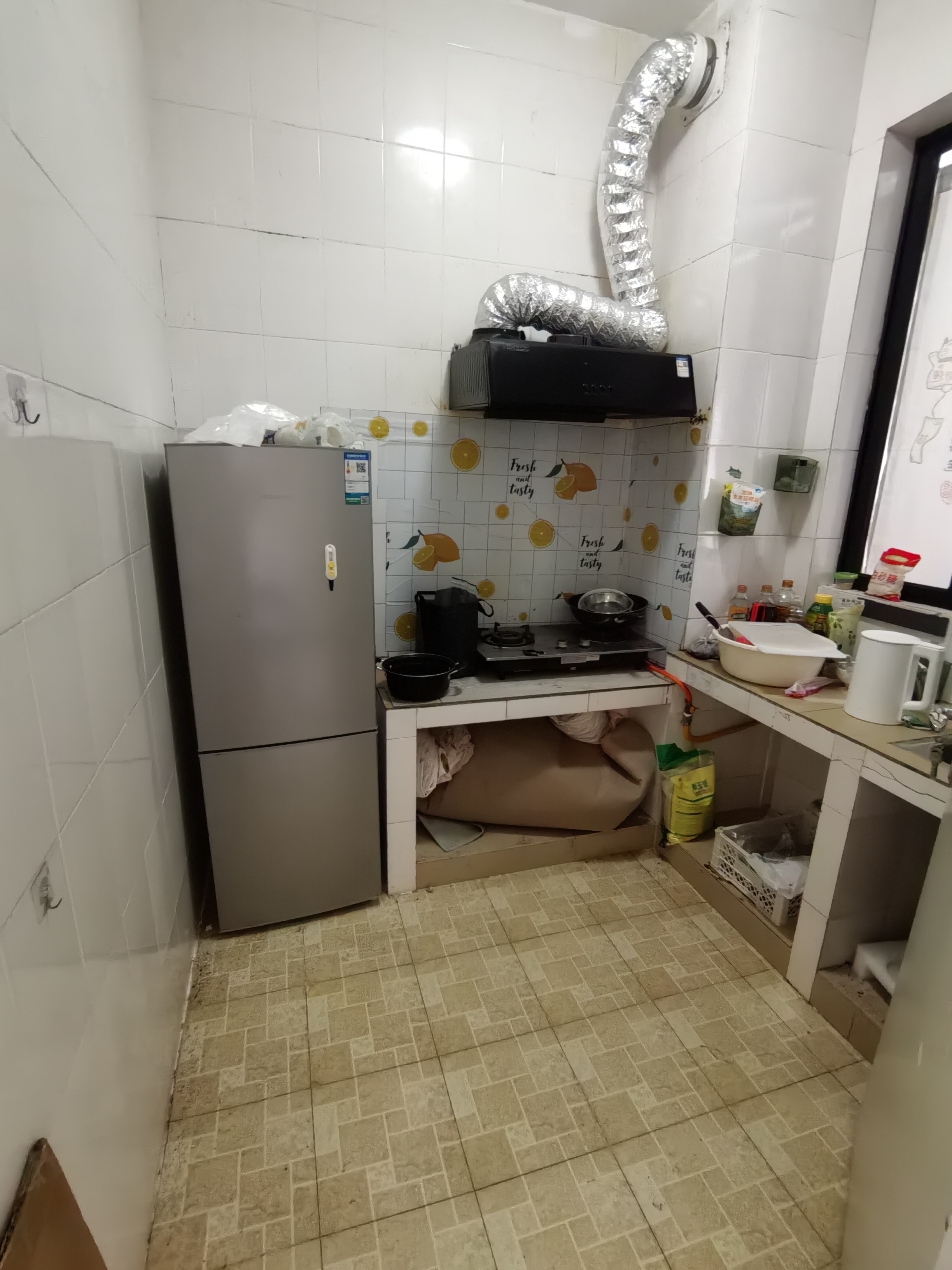 玉沙广场（京华城）  2室2厅1卫   2500.00元/月室内图