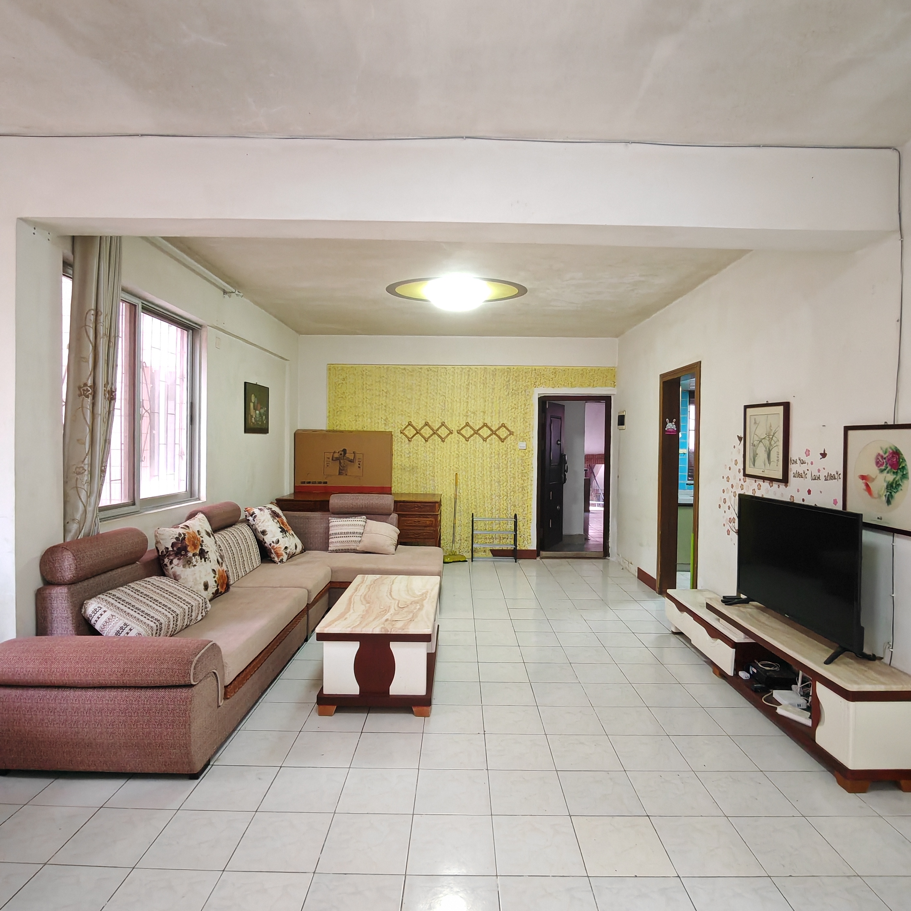 侨诚花园 2室2厅1卫 2300.0元/月 侨诚花园 2室2厅1卫 2300.0元/月室内图