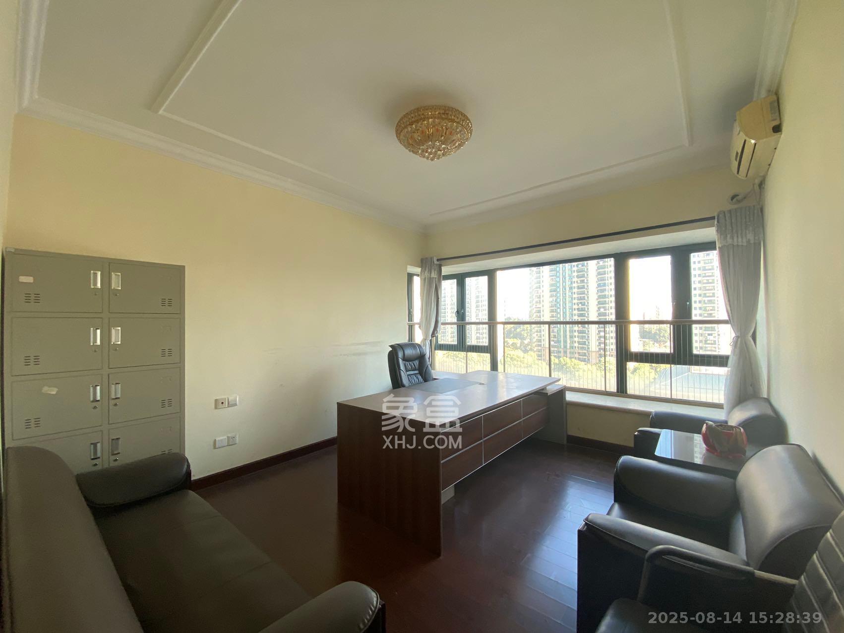 恒大雅苑  4室2厅2卫    3600.0元/月 恒大雅苑  4室2厅2卫    3600.0元/月室内图