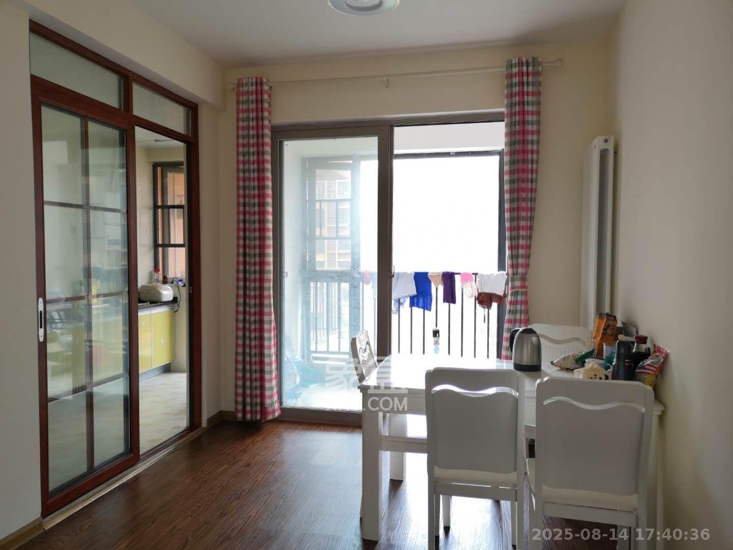 怡海星城 3室2厅2卫 2000.0元/月 怡海星城 3室2厅2卫 2000.0元/月室内图