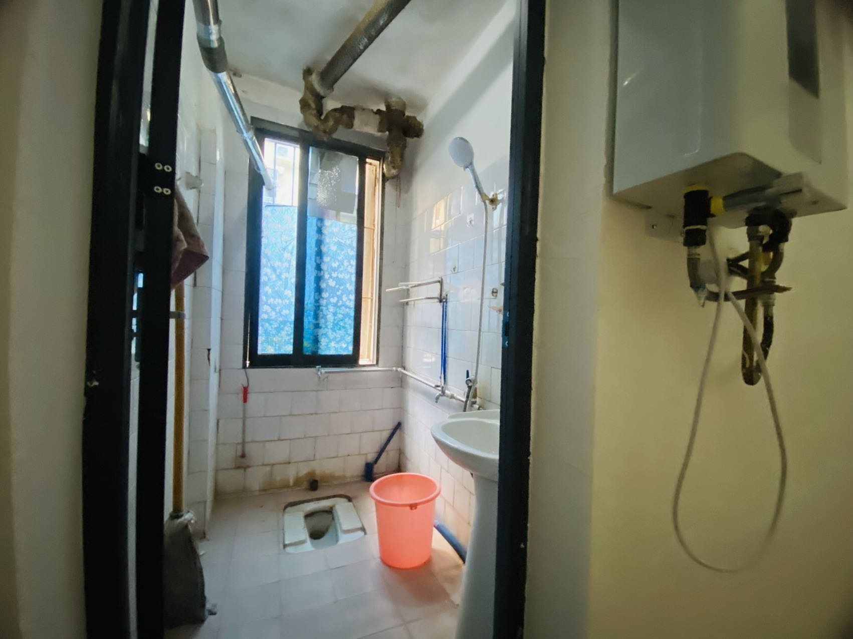 建设小区(建设新村) 1室2厅1卫 800.0元/月 建设小区(建设新村) 1室2厅1卫 800.0元/月室内图