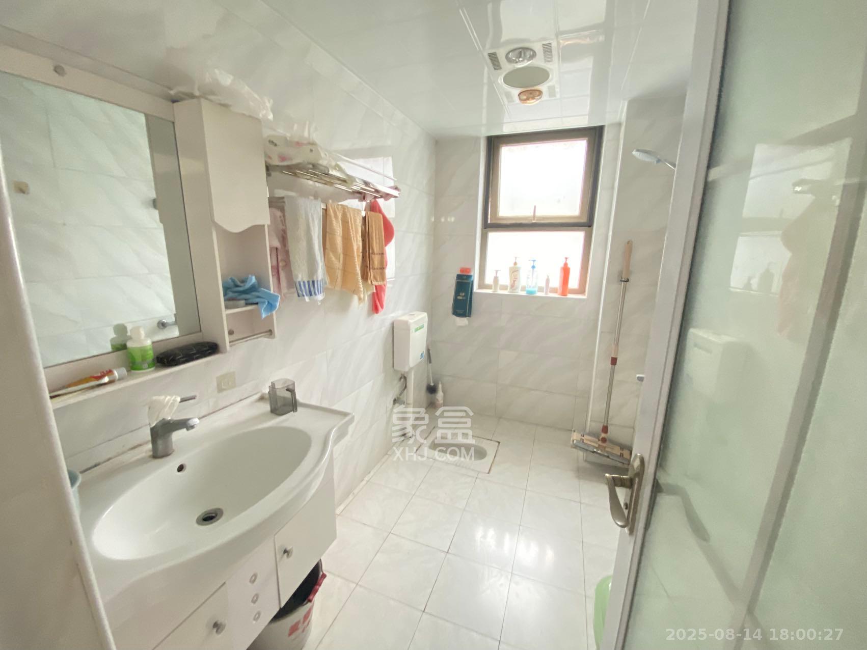 怡海星城 2室1厅1卫 1500.0元/月 怡海星城 2室1厅1卫 1500.0元/月室内图