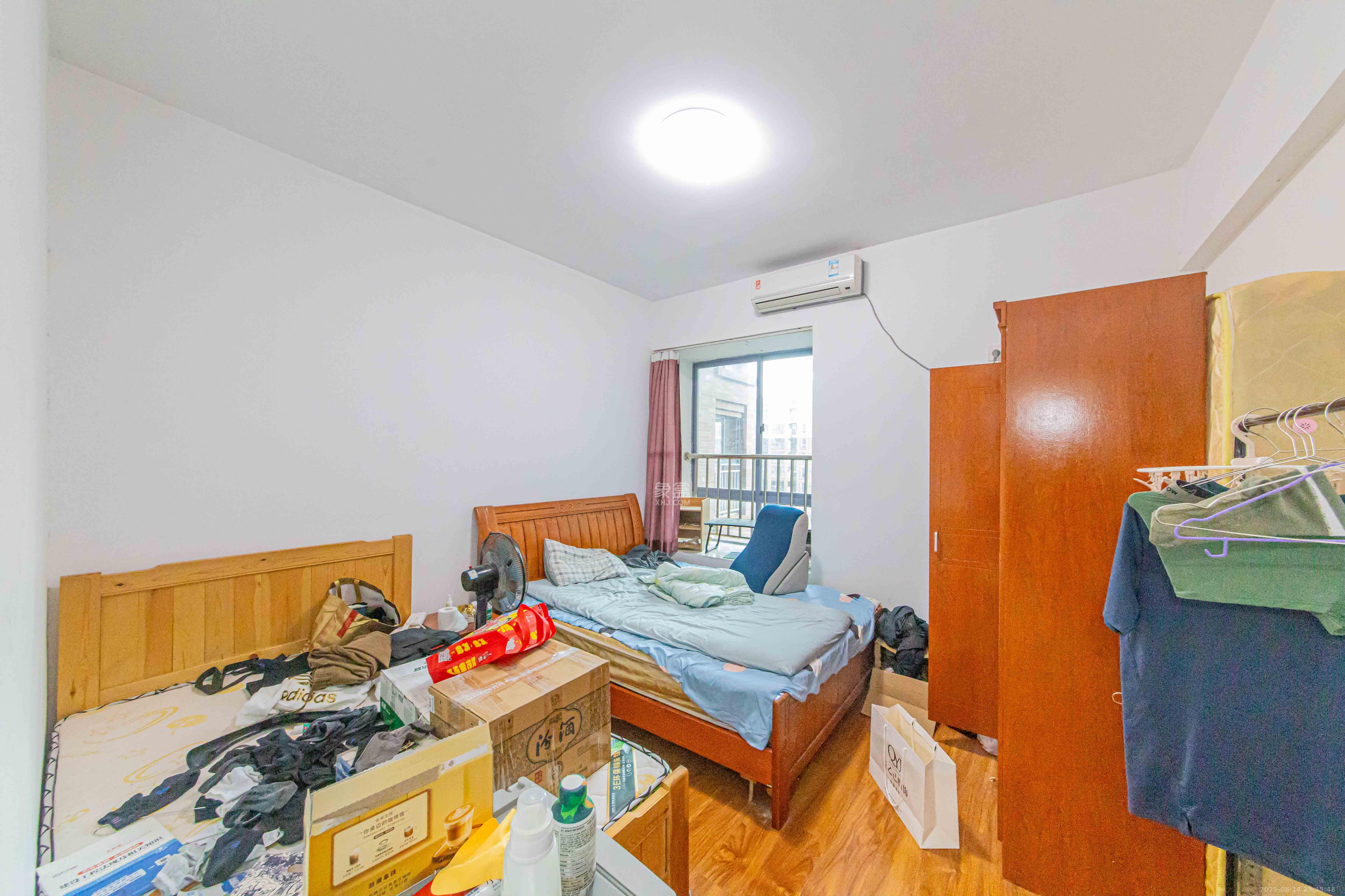 夏威夷碧水春城(碧桂园城市花园)  4室2厅2卫    129.0万 夏威夷碧水春城(碧桂园城市花园)  4室2厅2卫    129.0万卧室