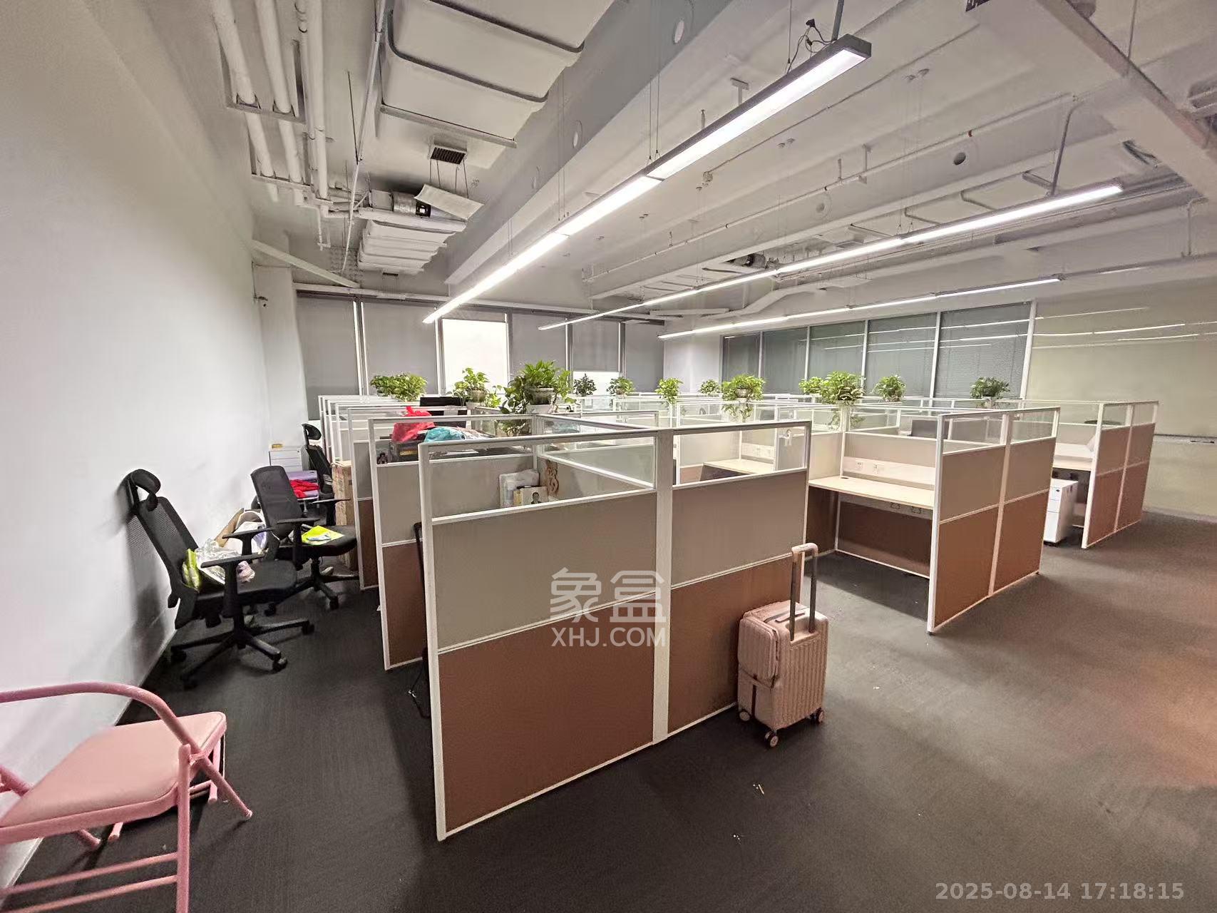 保利国际广场   446.0㎡      28000.0元/月室内图