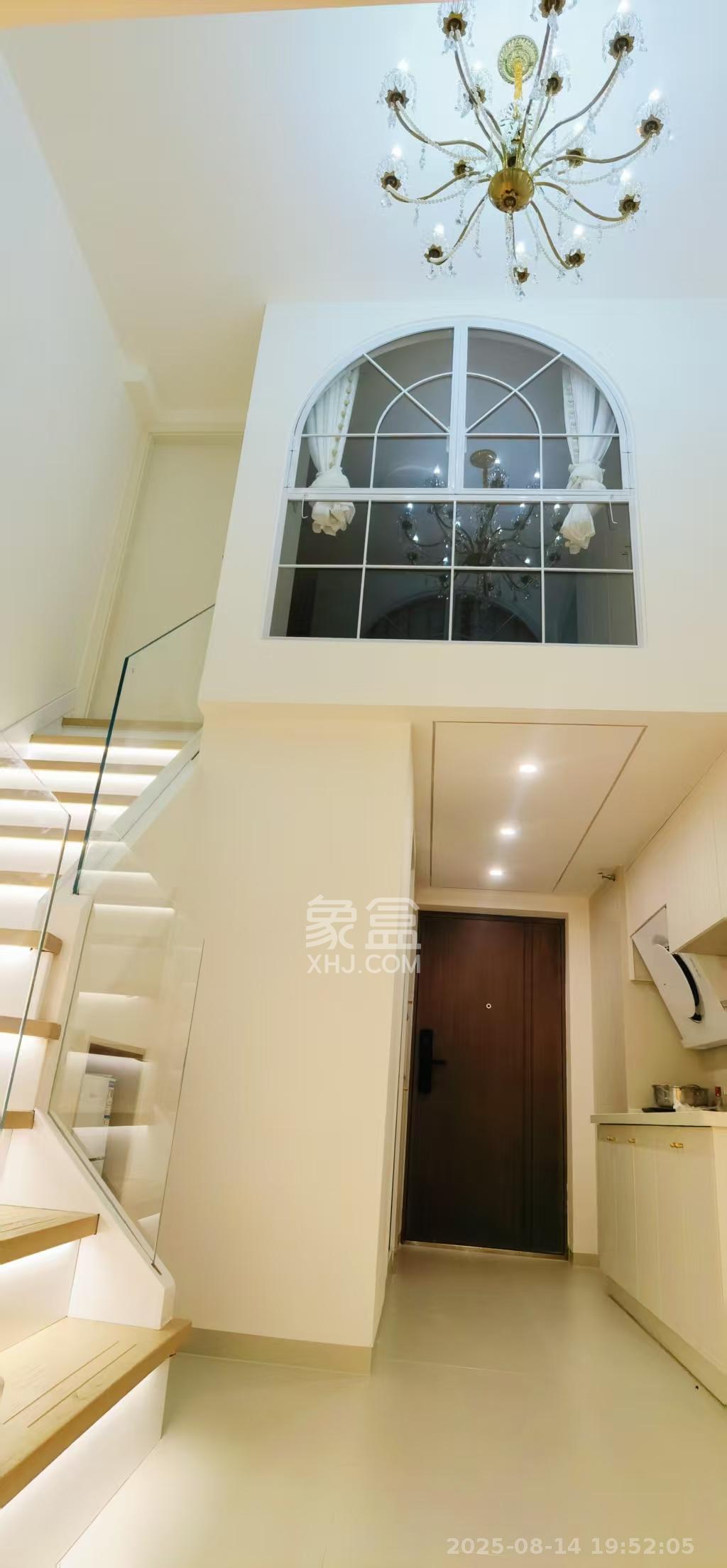卓越中寰  2室1厅1卫   3188.00元/月