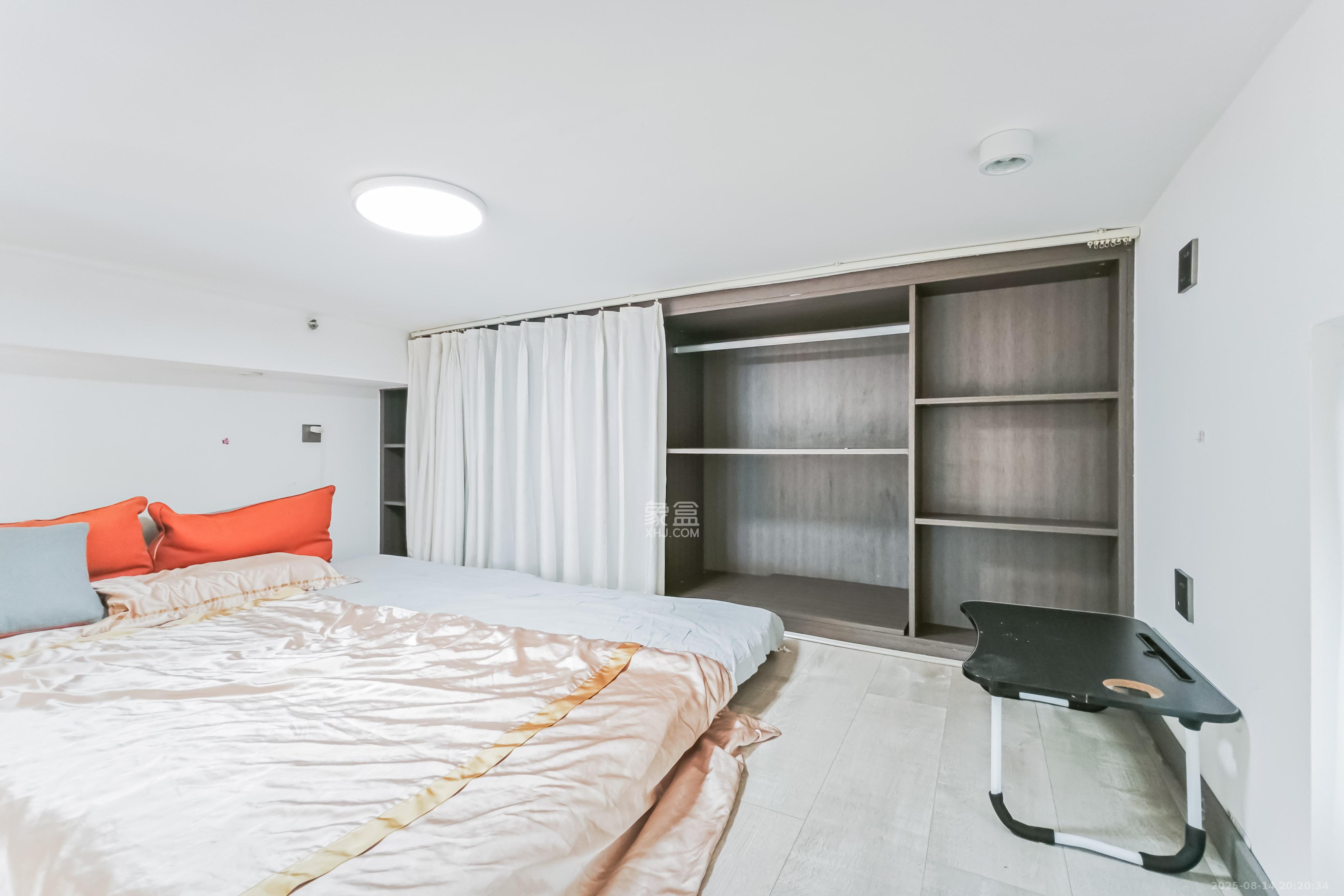 明昇壹城(明昇时代广场)二期  1室1厅1卫    63.6万 明昇壹城(明昇时代广场)二期  1室1厅1卫    63.6万卧室