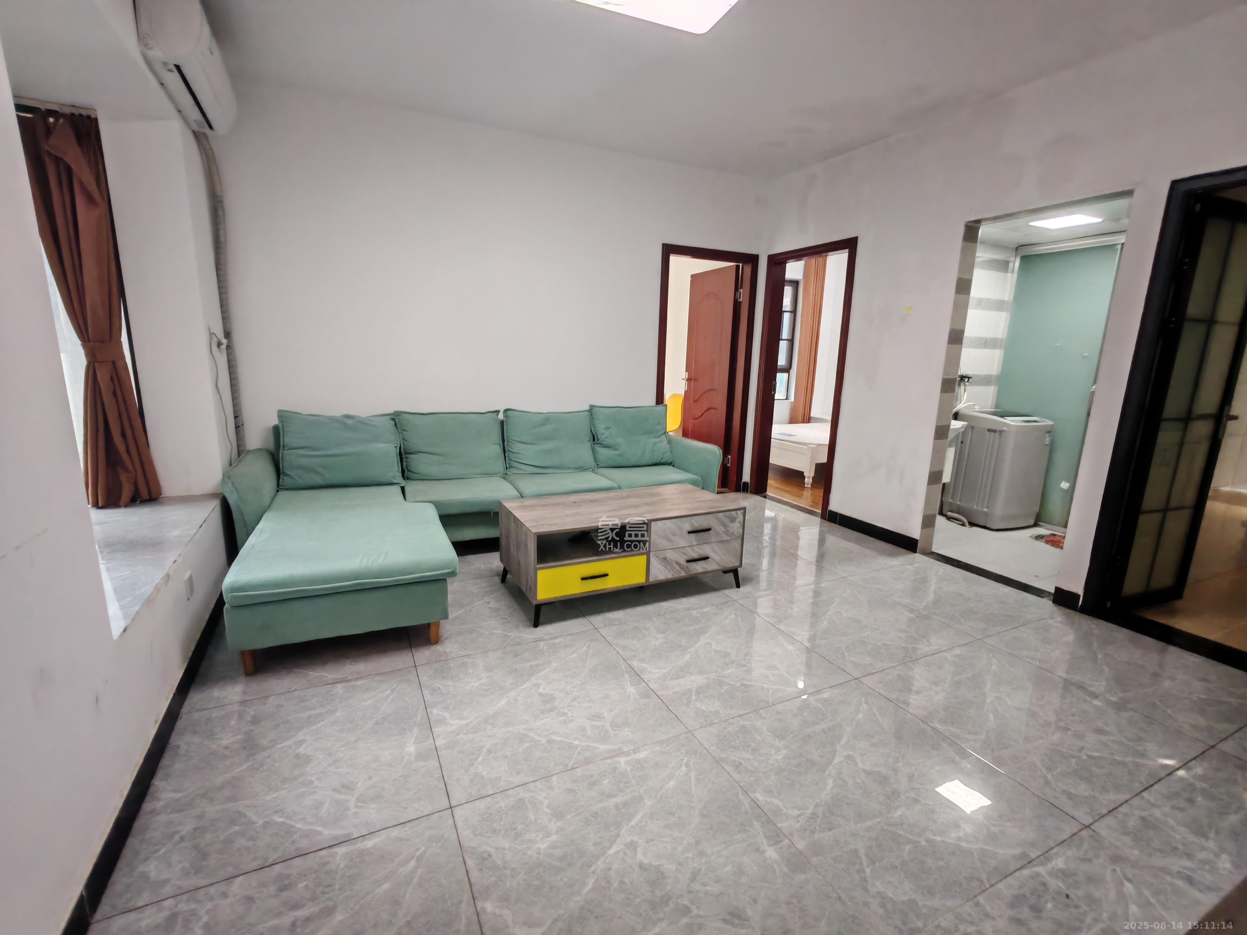 新新花园 2室2厅1卫 2000.0元/月 新新花园 2室2厅1卫 2000.0元/月室内图