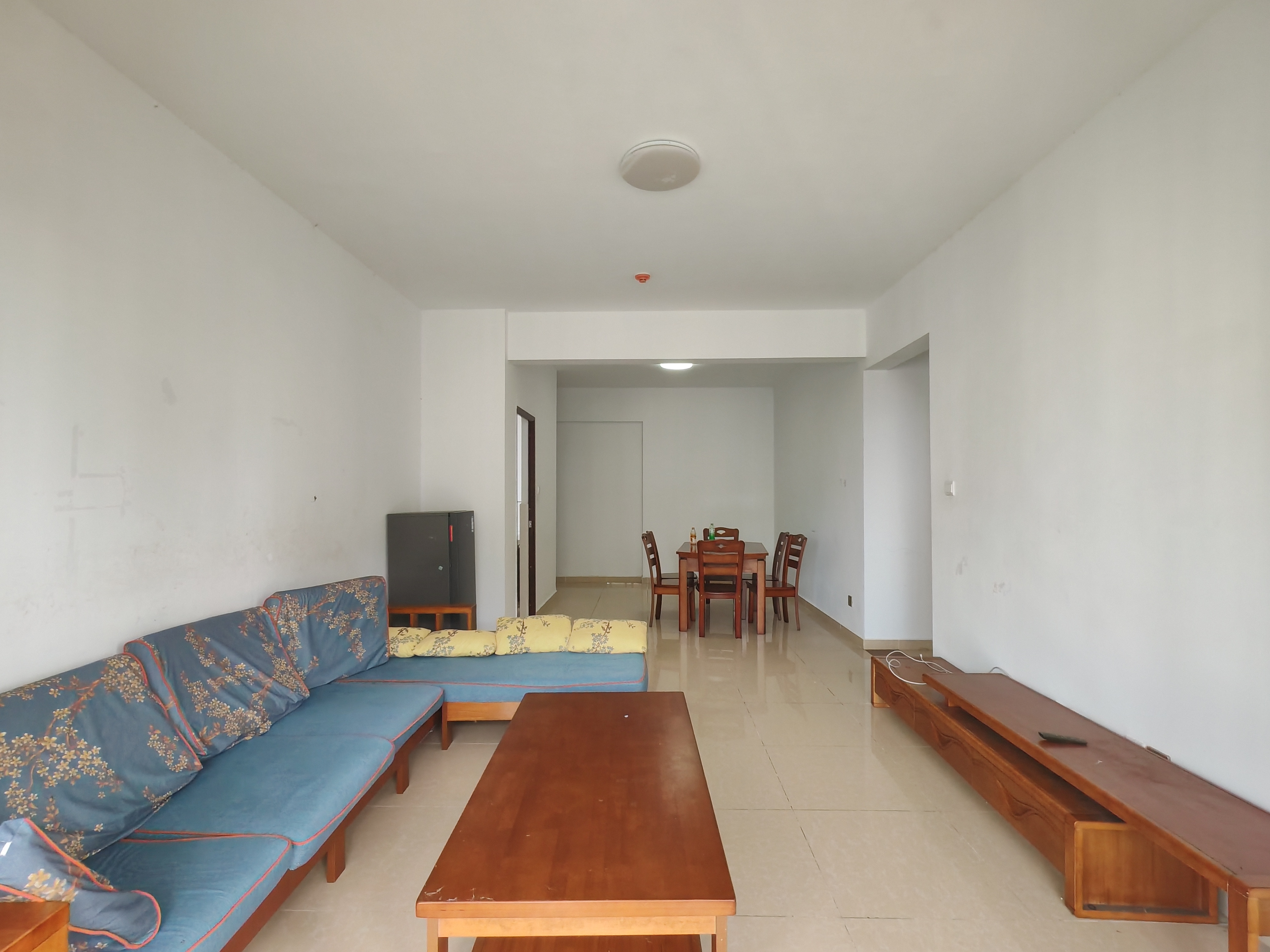 道客和悦坊 3室2厅2卫 2800.0元/月 道客和悦坊 3室2厅2卫 2800.0元/月室内图