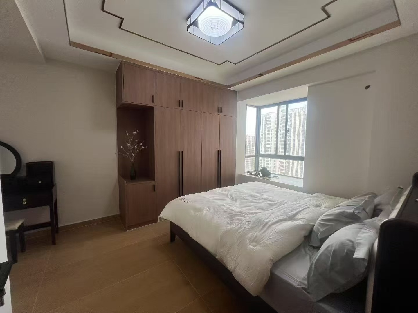 道客和悦坊  3室2厅2卫   168.00万客厅