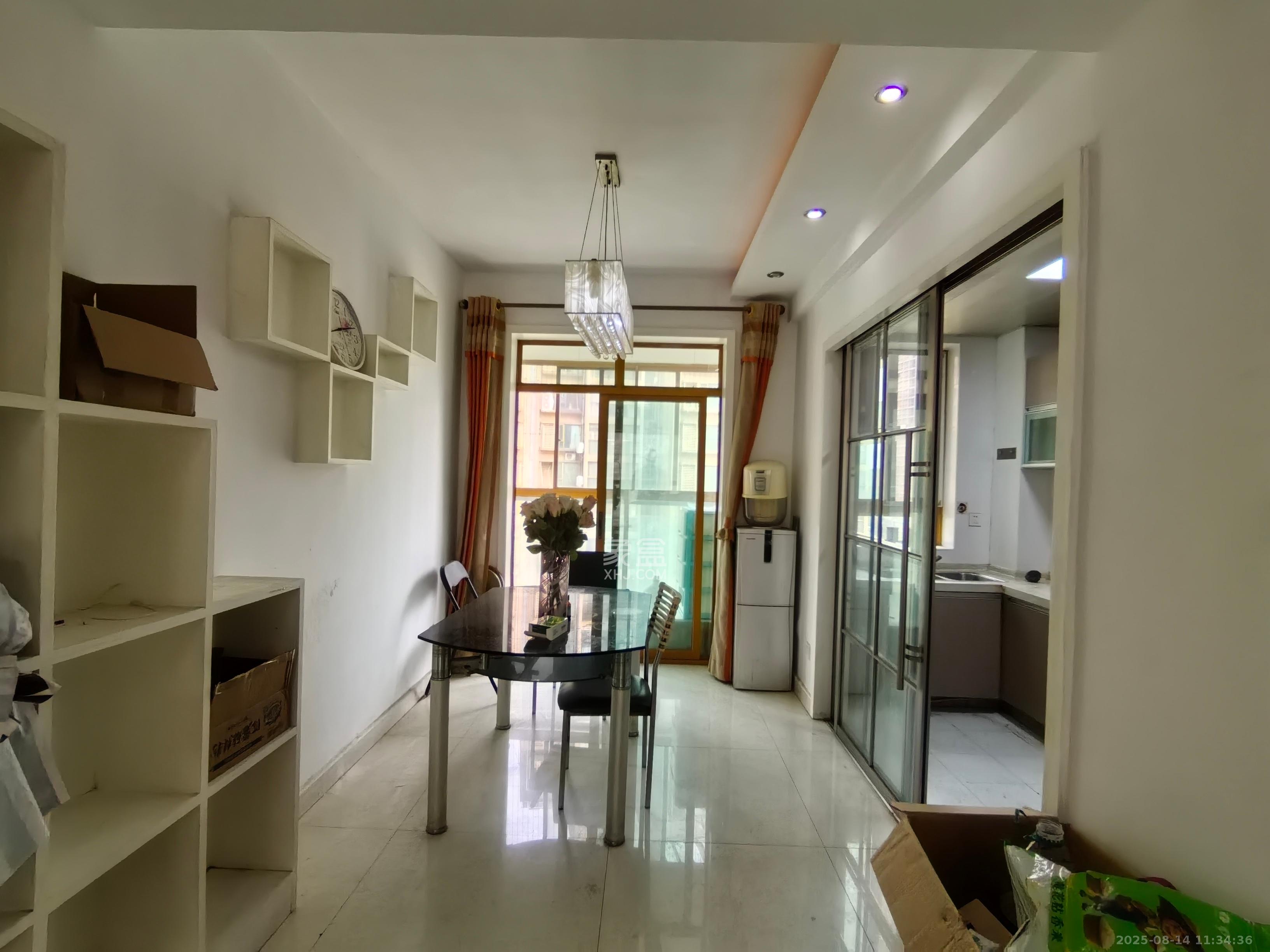 天健芙蓉盛世一期 3室2厅2卫 3200.0元/月 天健芙蓉盛世一期 3室2厅2卫 3200.0元/月室内图