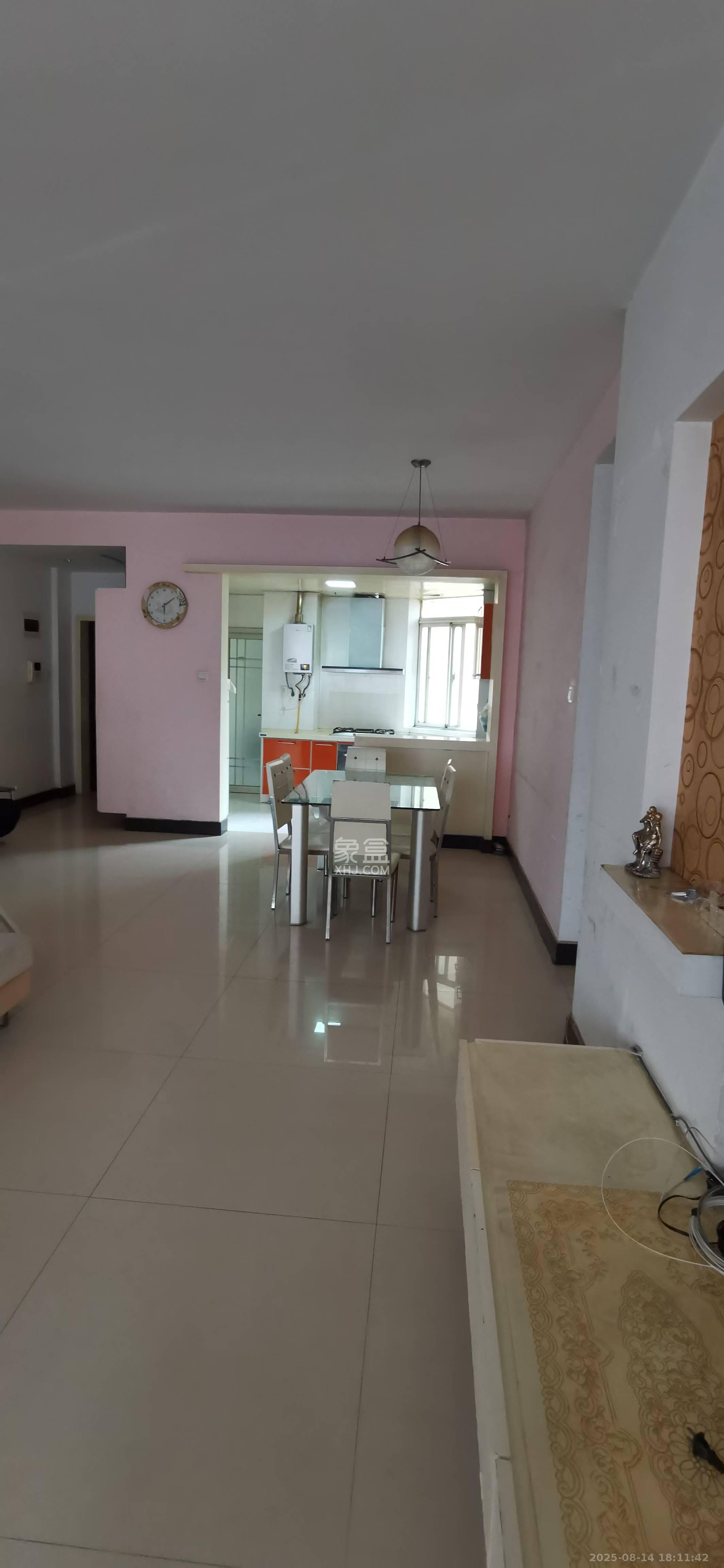 惠泽园  4室2厅2卫    3600.0元/月 惠泽园  4室2厅2卫    3600.0元/月