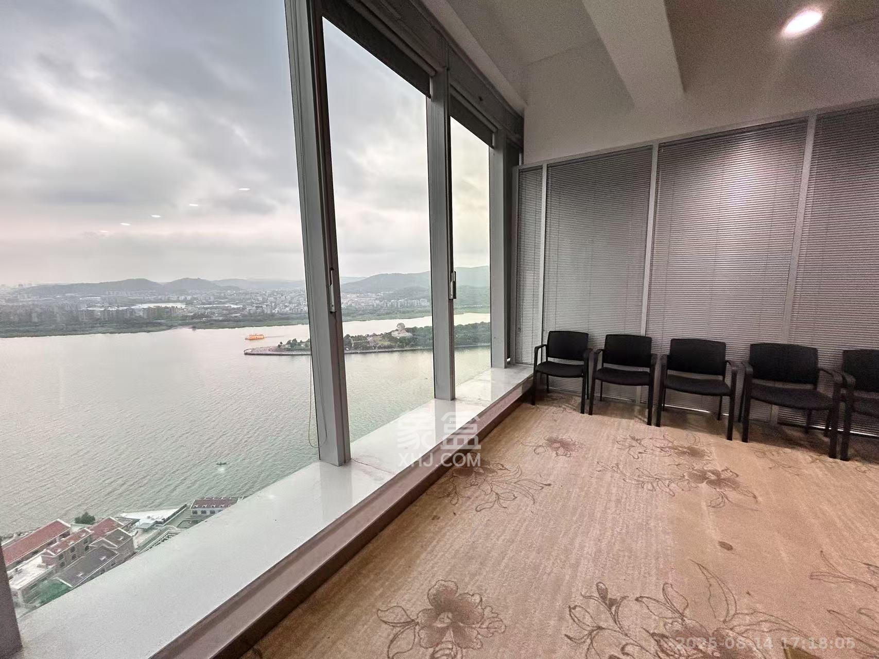 保利国际广场   446.0㎡      28000.0元/月室内图