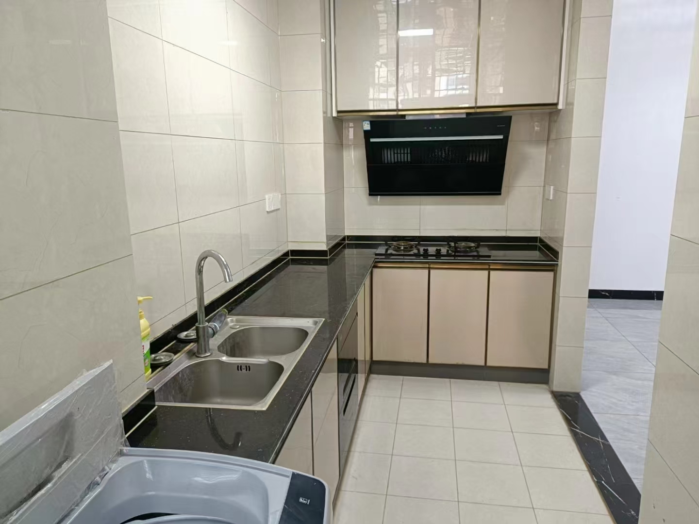 五洲锦城 3室2厅2卫 1600.0元/月 五洲锦城 3室2厅2卫 1600.0元/月室内图