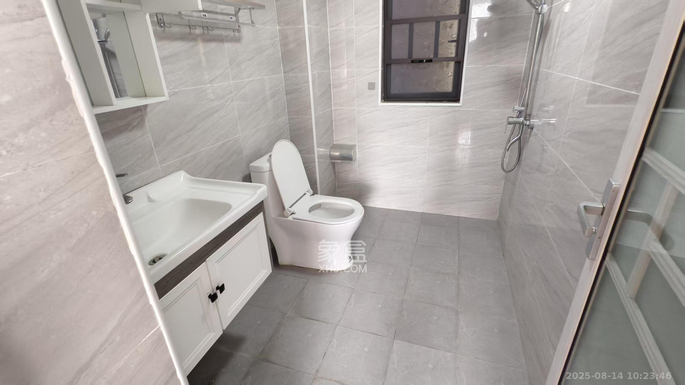 卓越浅水湾  3室2厅2卫    3000.0元/月 卓越浅水湾  3室2厅2卫    3000.0元/月室内图