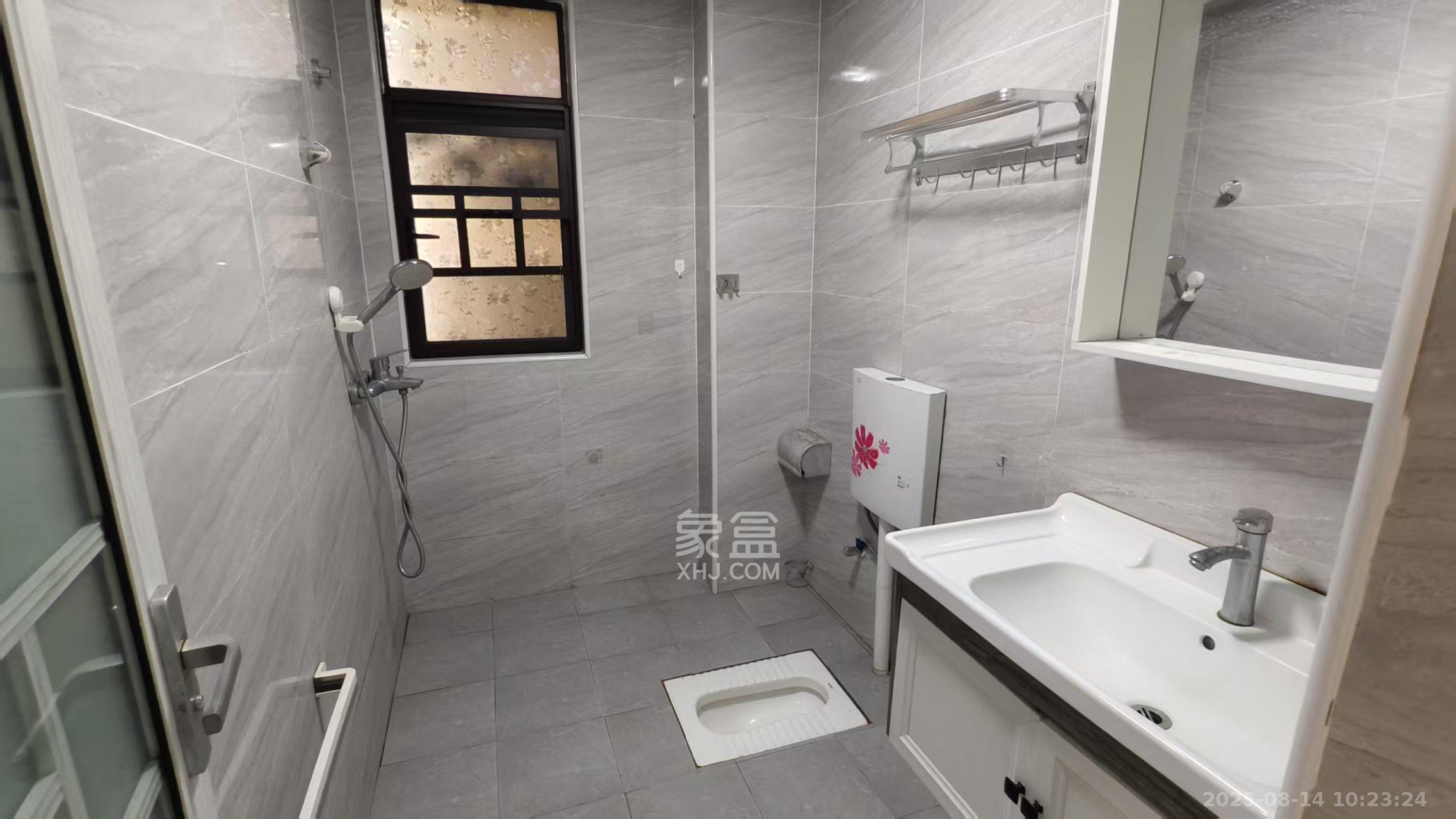 卓越浅水湾  3室2厅2卫    3000.0元/月 卓越浅水湾  3室2厅2卫    3000.0元/月室内图