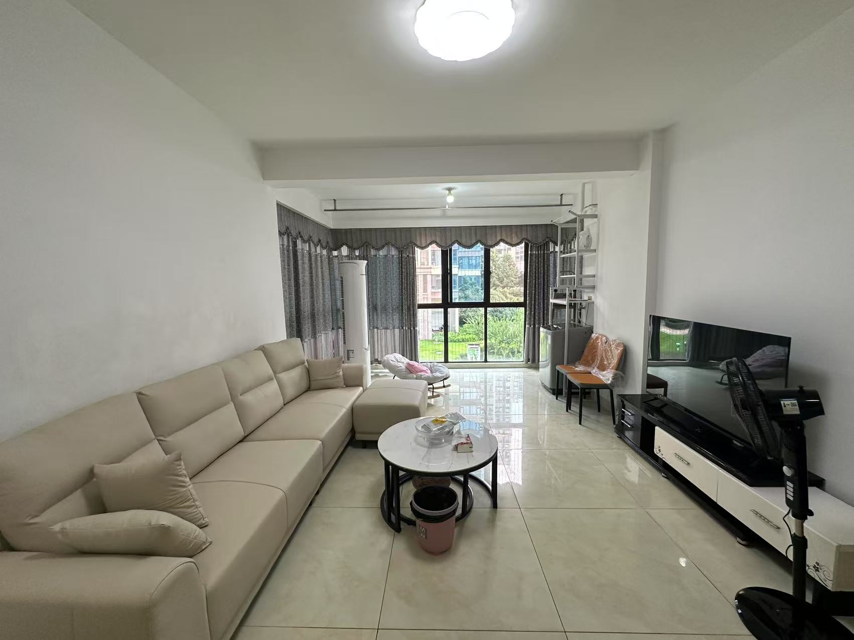 金轮翡翠名园 3室2厅1卫 1800.0元/月 金轮翡翠名园 3室2厅1卫 1800.0元/月户型图