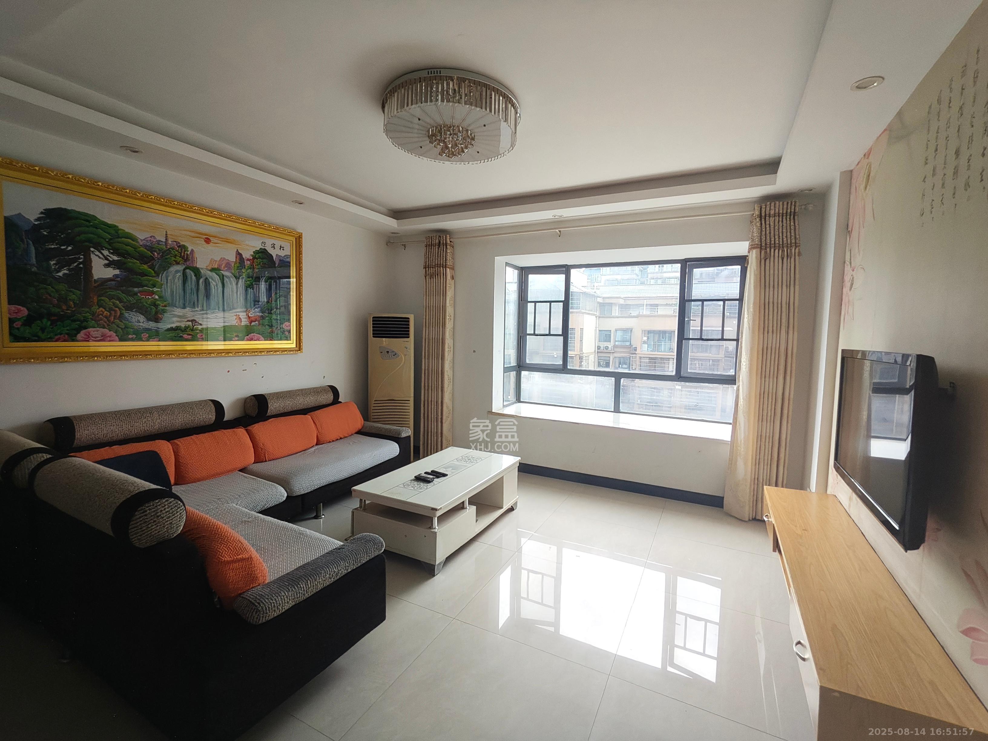 茶山馨苑  3室1厅1卫    3400.0元/月室内图