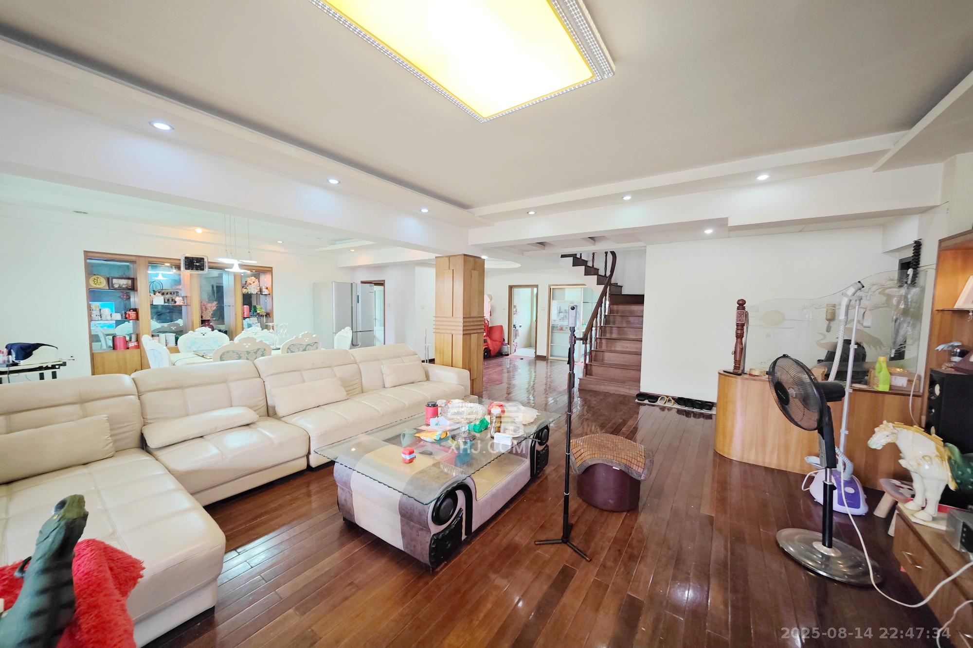 今利园  5室3厅2卫    150.0万 今利园  5室3厅2卫    150.0万