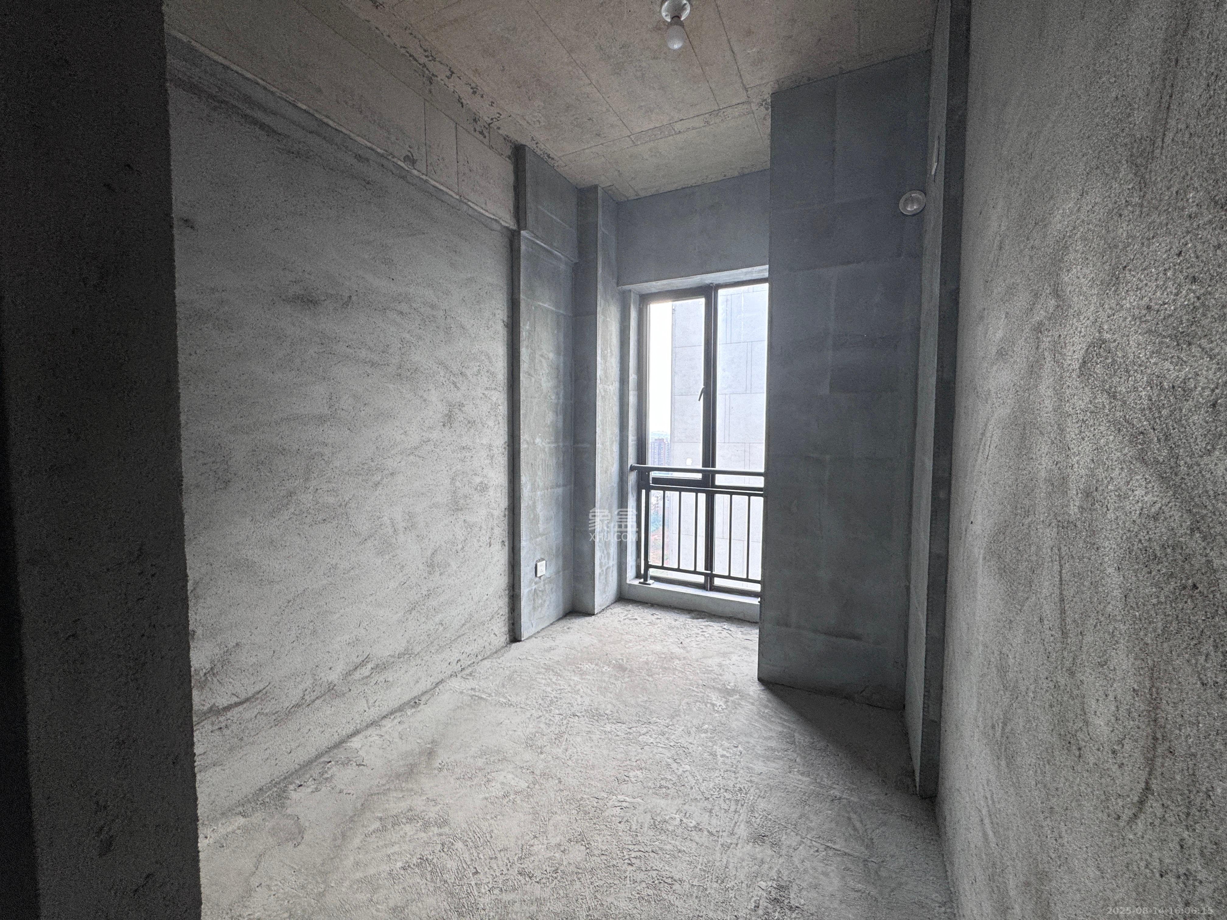 鄱阳汇金中心  1室0厅0卫    1600.0元/月室内图