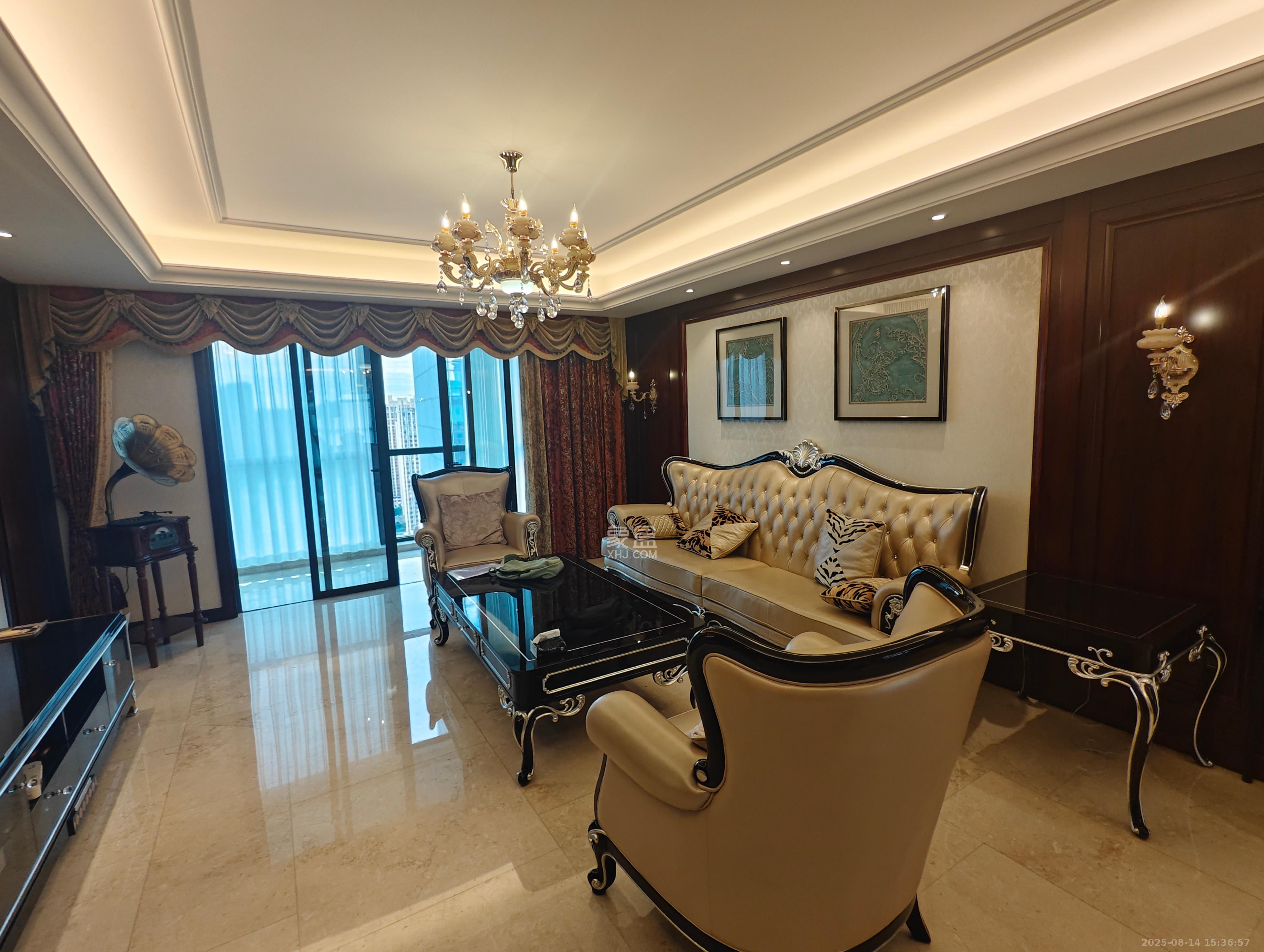 运达中央广场一、二期 3室2厅3卫 10000.0元/月 运达中央广场一、二期 3室2厅3卫 10000.0元/月室内图