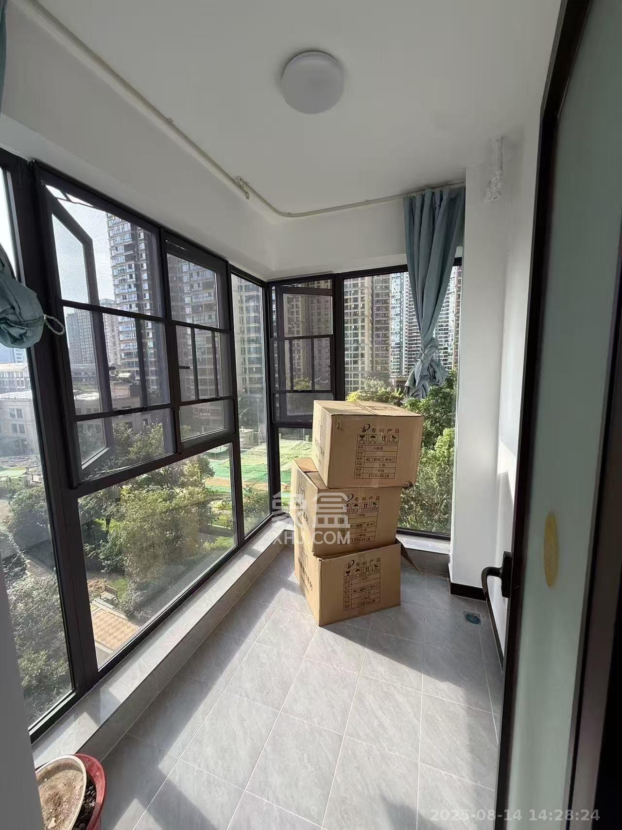 保利西海岸B区  4室2厅2卫   4200.00元/月室内图