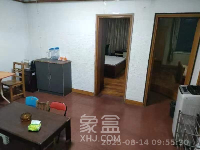 中国银行宿舍  2室1厅1卫   1300.00元/月