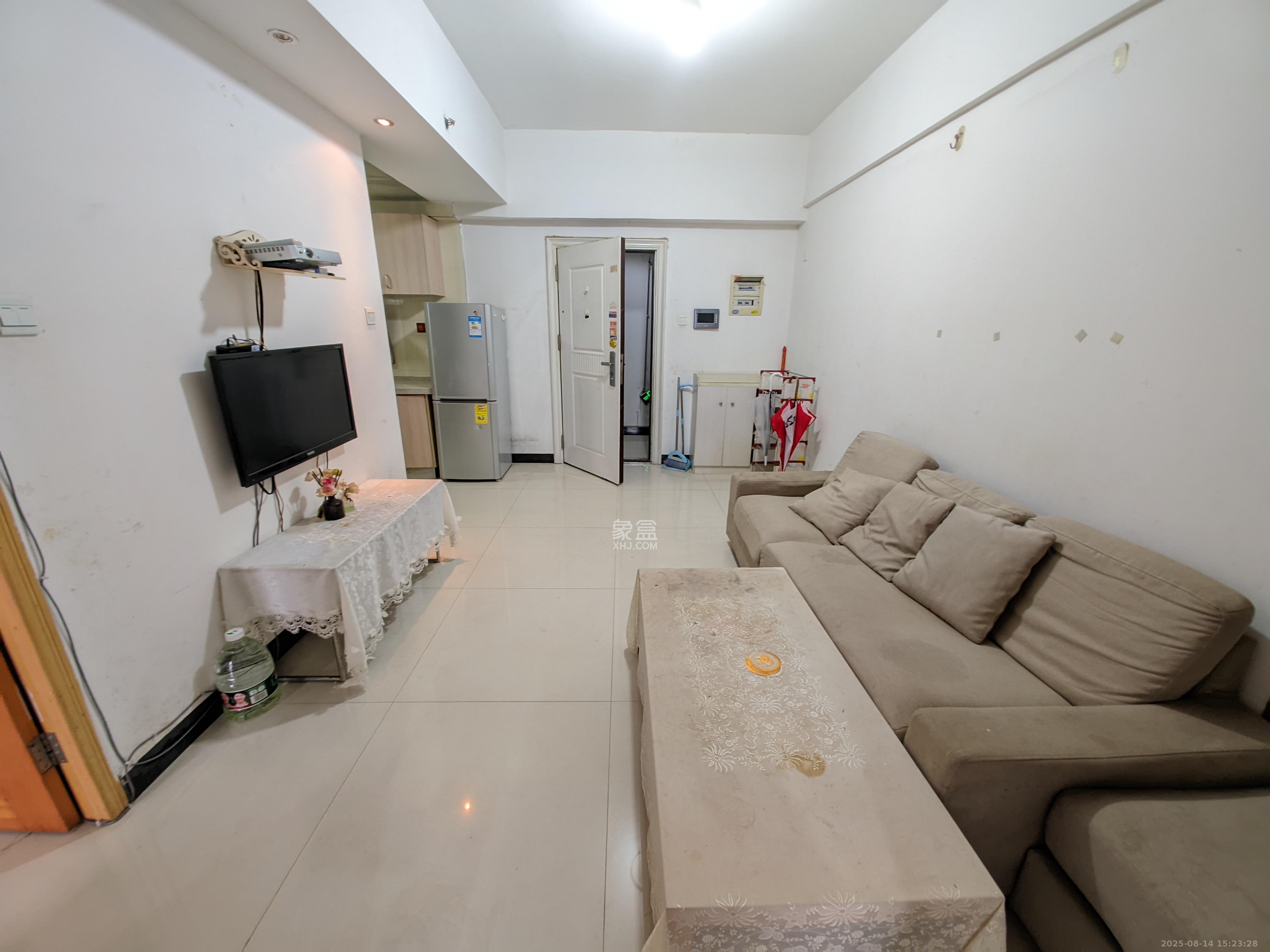 西子一间 2室1厅1卫 1800.0元/月 西子一间 2室1厅1卫 1800.0元/月室内图