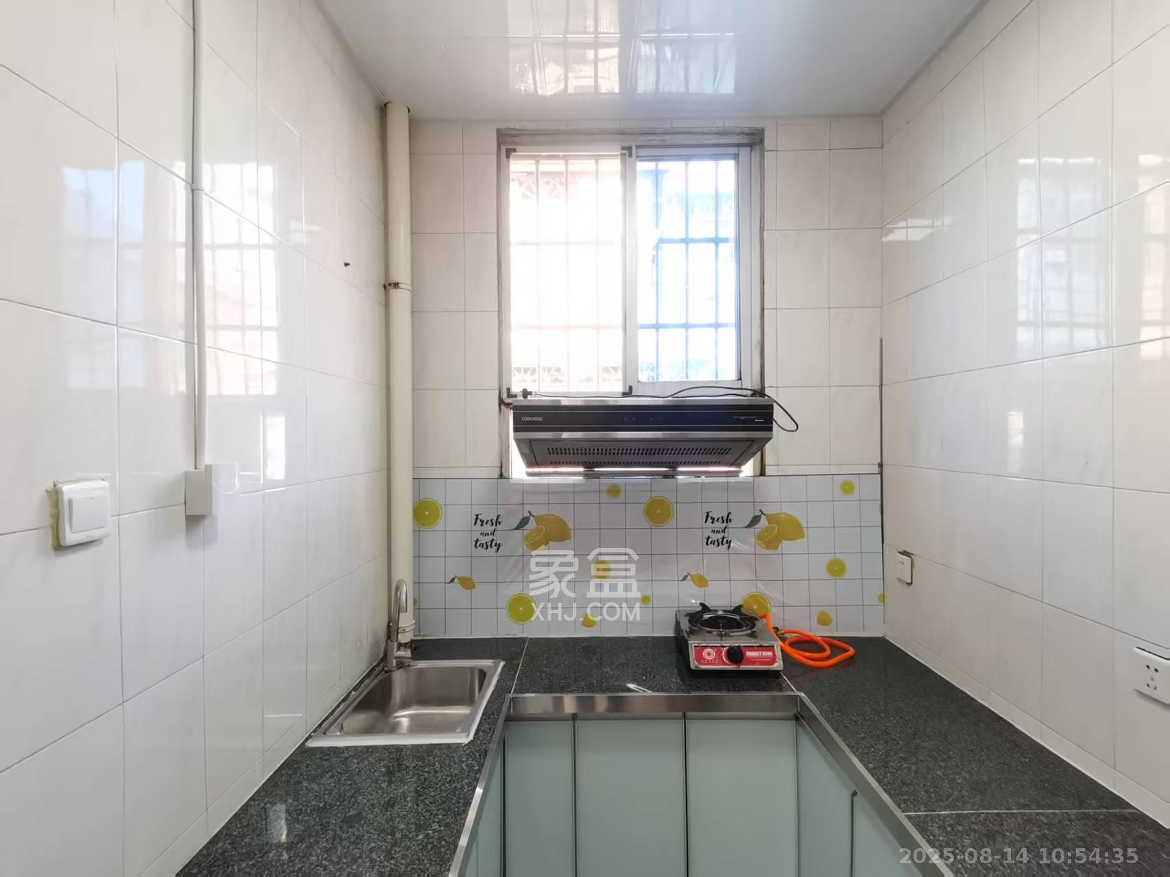 马王堆汽配城 3室2厅1卫 2100.0元/月 马王堆汽配城 3室2厅1卫 2100.0元/月室内图